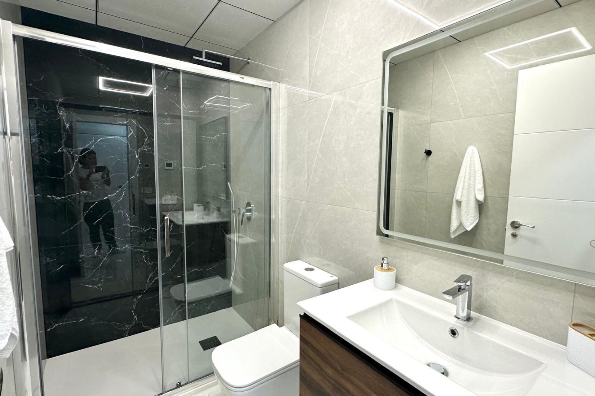 Revânzare - Apartament -
Torrevieja - Playa del Cura