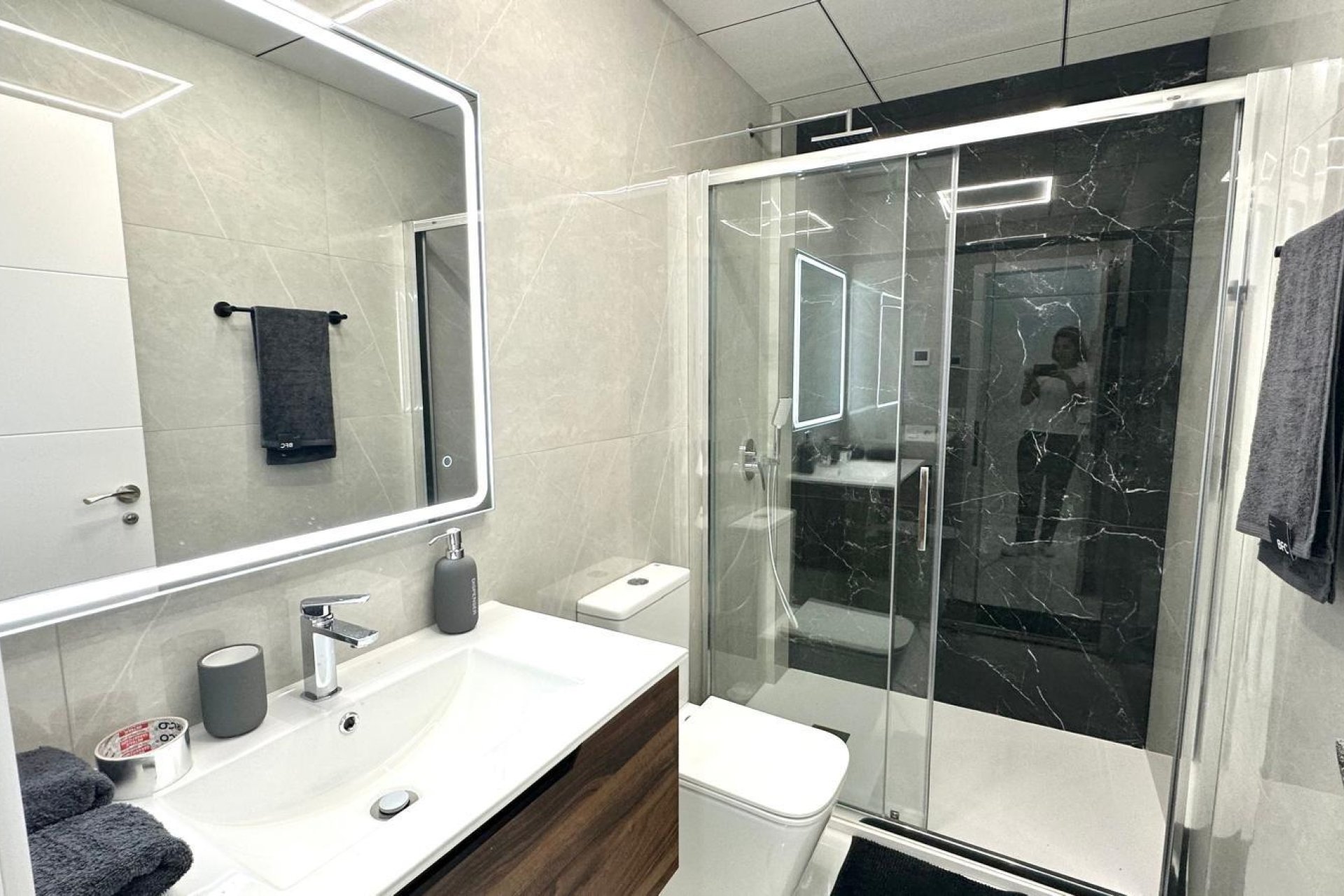 Revânzare - Apartament -
Torrevieja - Playa del Cura