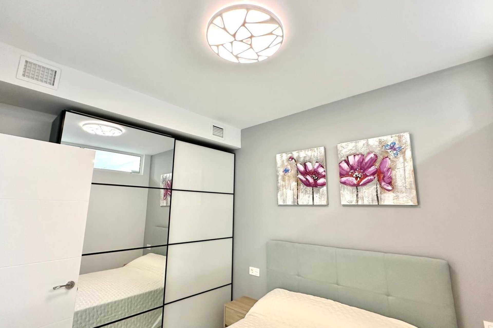 Revânzare - Apartament -
Torrevieja - Playa del Cura