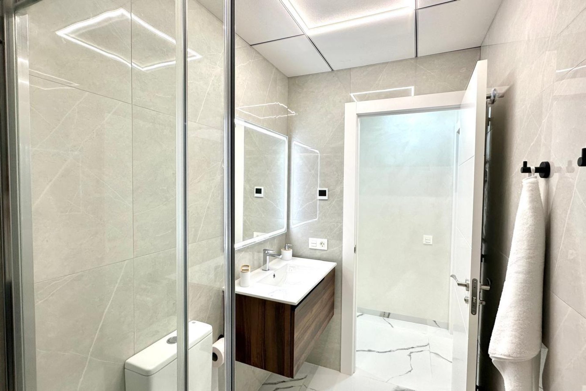 Revânzare - Apartament -
Torrevieja - Playa del Cura