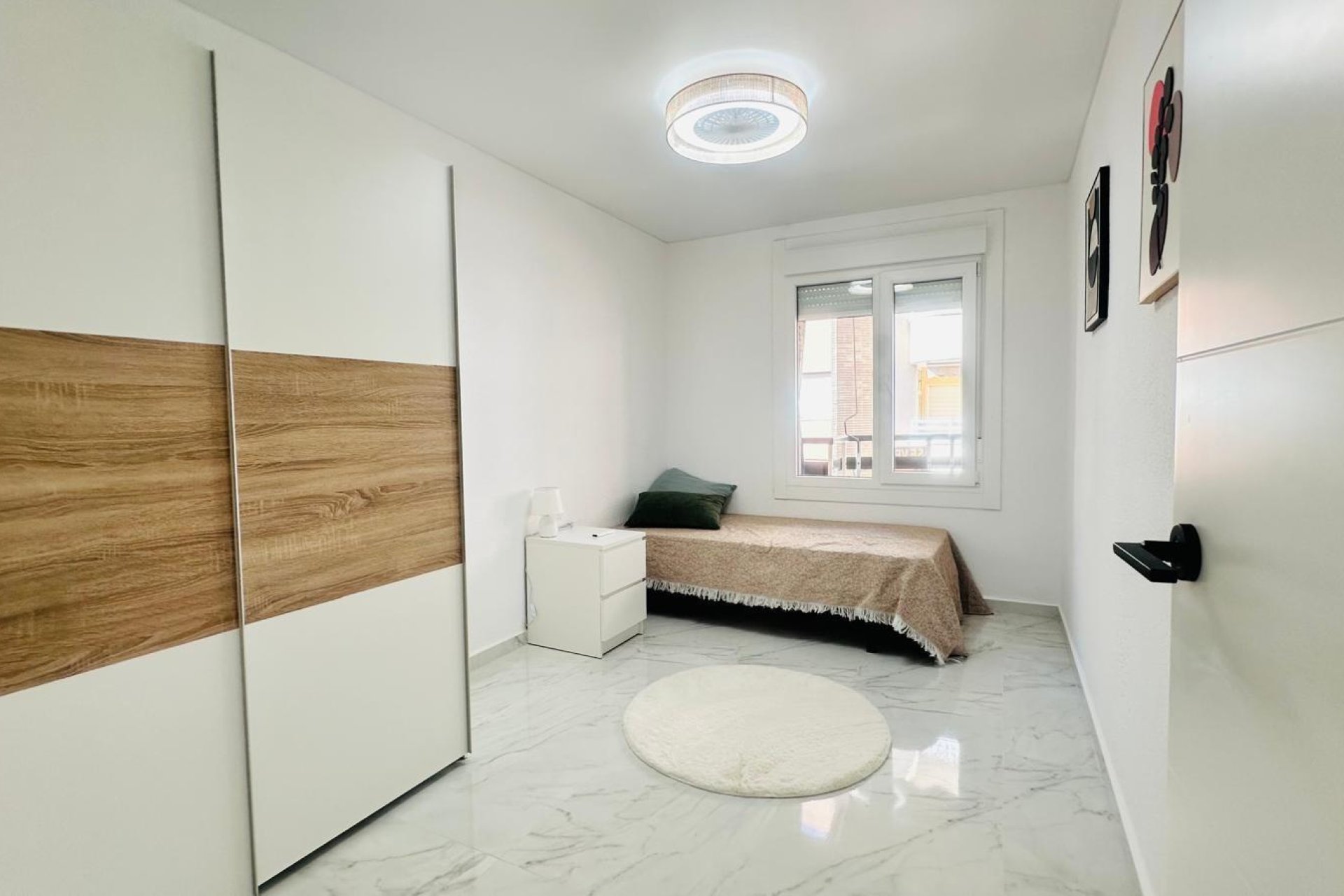 Revânzare - Apartament -
Torrevieja - Playa del Cura