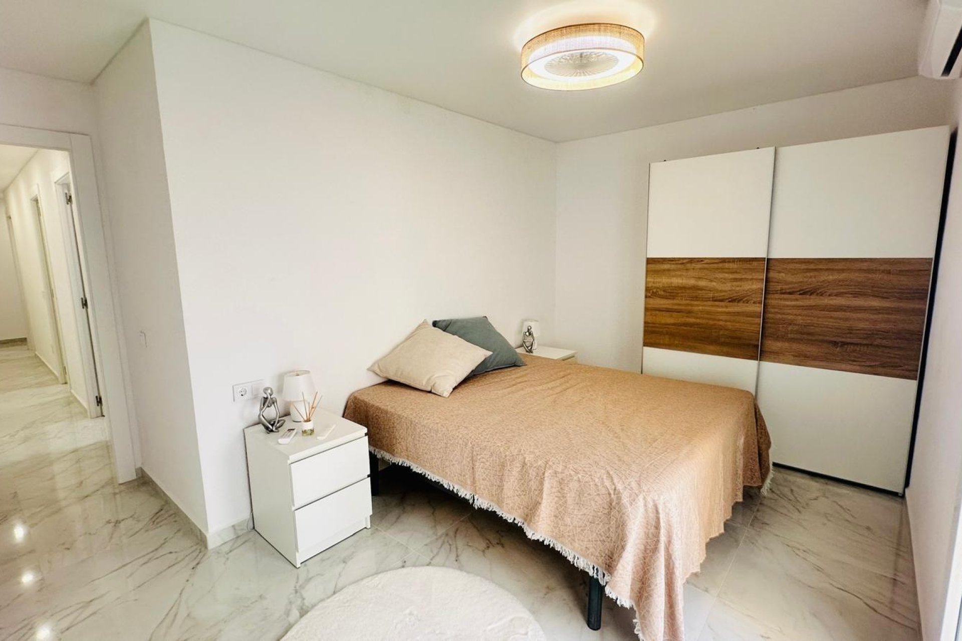 Revânzare - Apartament -
Torrevieja - Playa del Cura