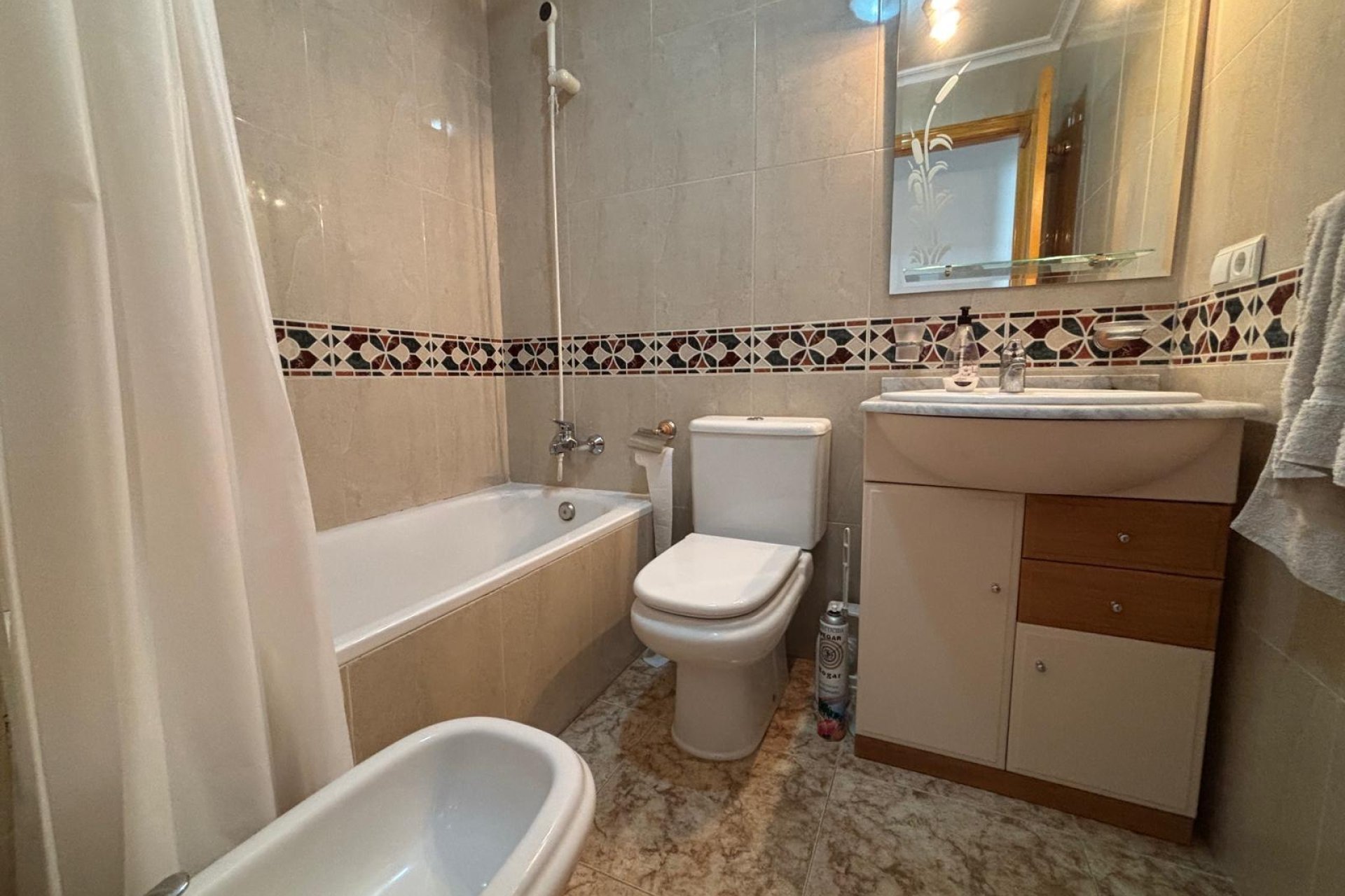 Revânzare - Apartament -
Torrevieja - Playa del Cura