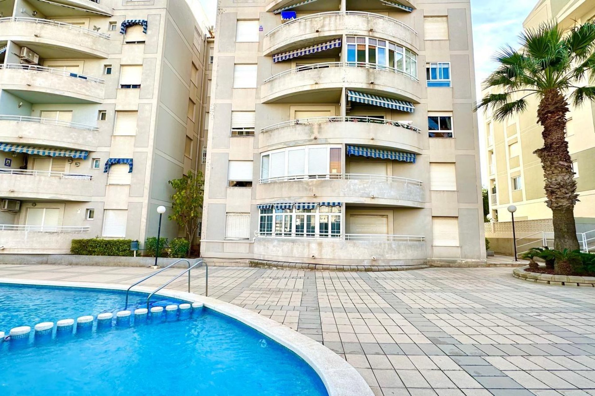 Revânzare - Apartament -
Torrevieja - Playa del Cura