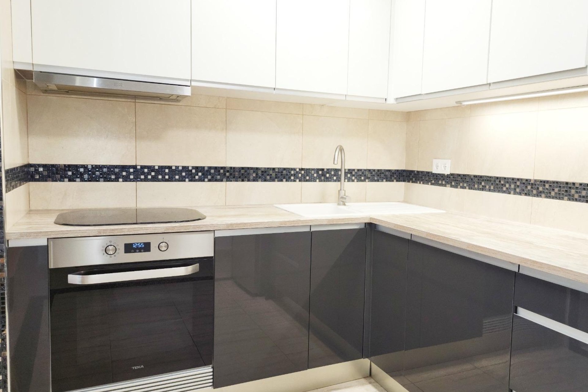 Revânzare - Apartament -
Torrevieja - Playa del Cura