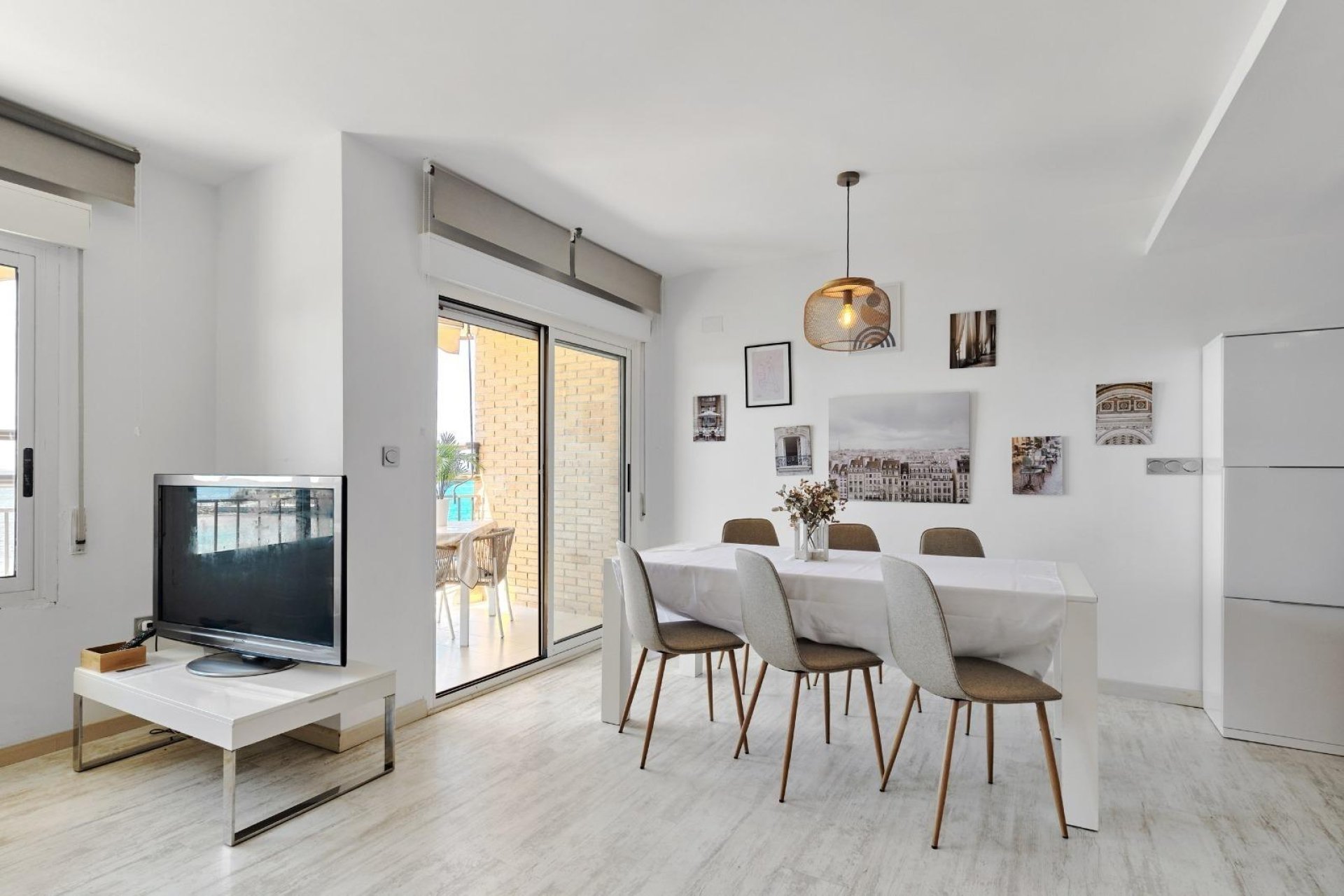 Revânzare - Apartament -
Torrevieja - Playa del Cura