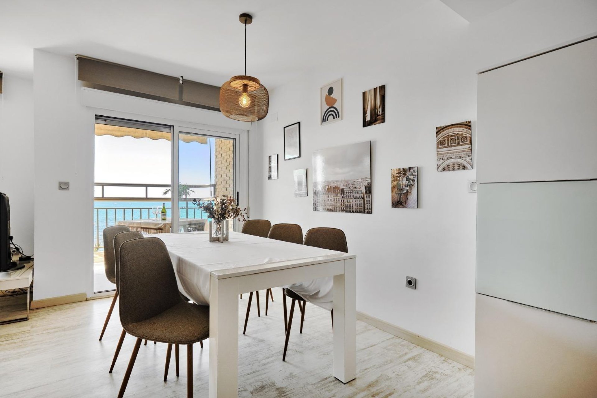 Revânzare - Apartament -
Torrevieja - Playa del Cura