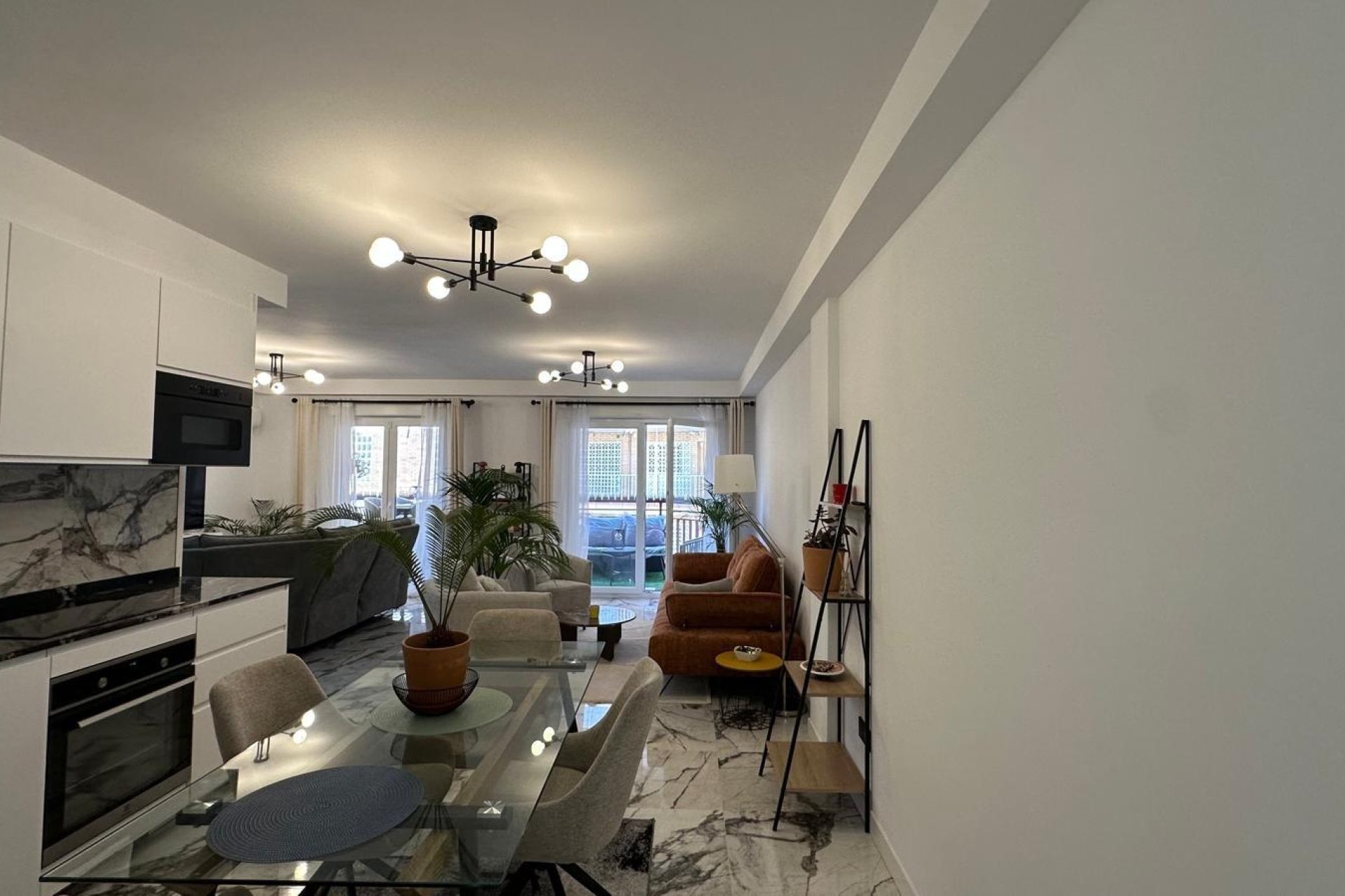 Revânzare - Apartament -
Torrevieja - Playa del Cura