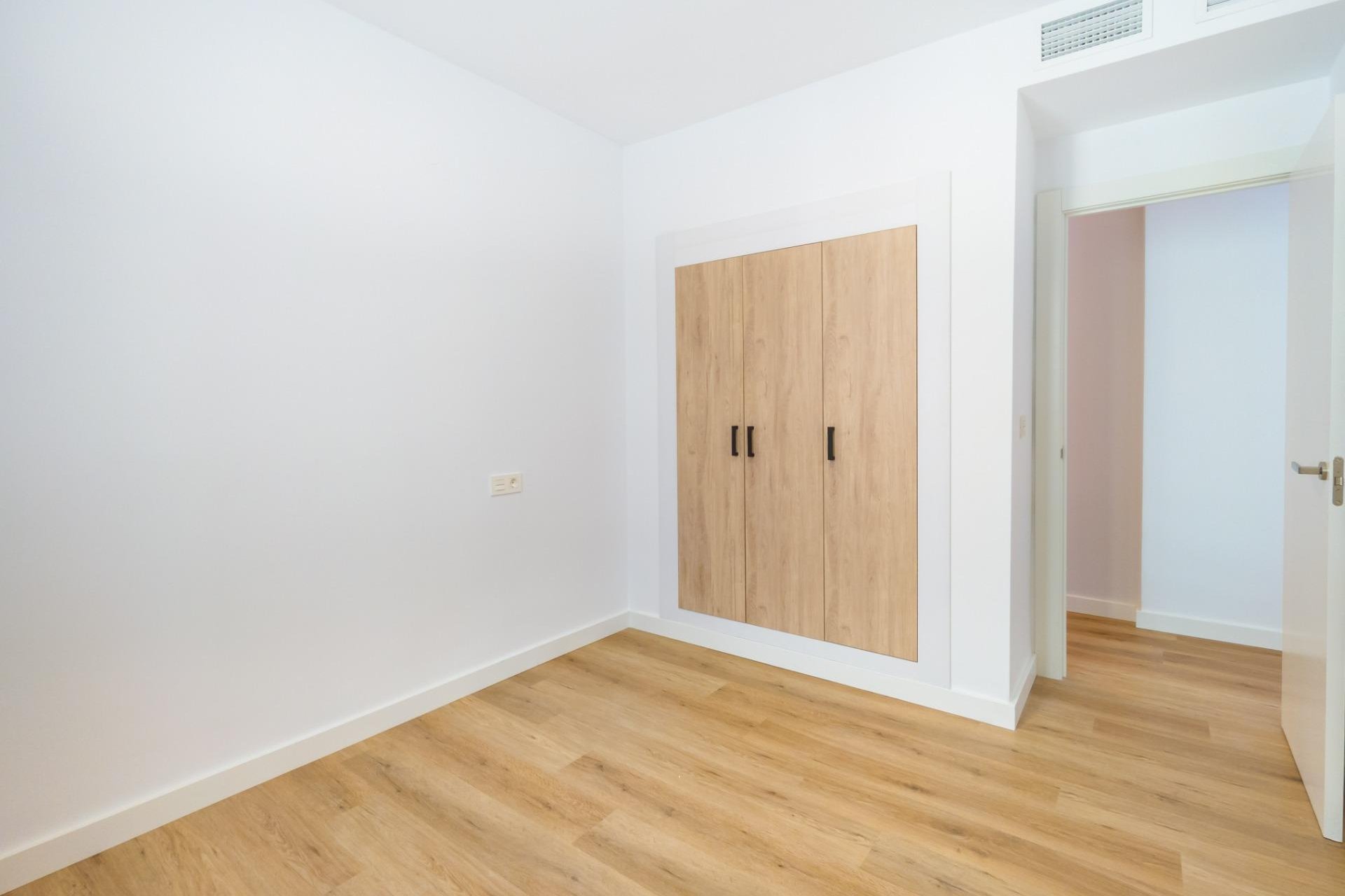Revânzare - Apartament -
Torrevieja - Playa del Cura
