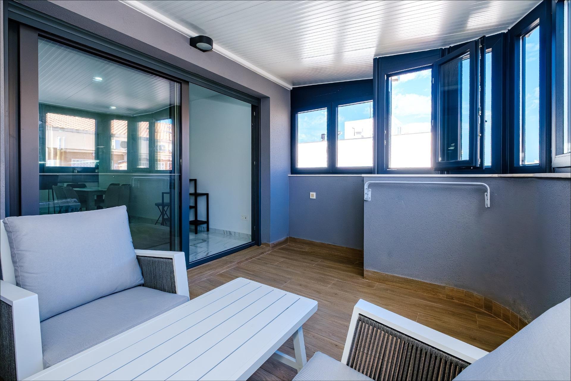 Revânzare - Apartament -
Torrevieja - Playa del Cura