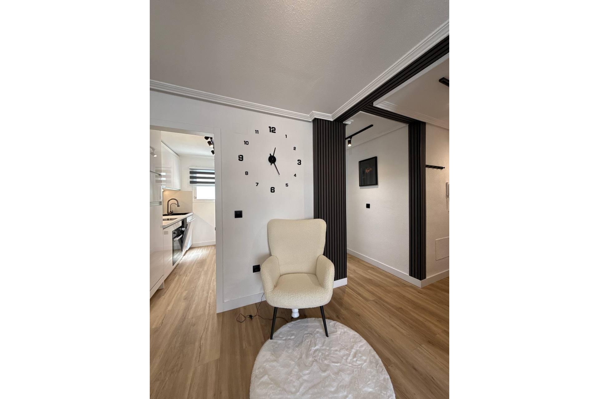 Revânzare - Apartament -
Torrevieja - Playa del Cura