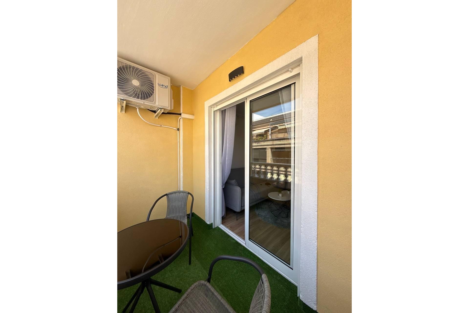 Revânzare - Apartament -
Torrevieja - Playa del Cura
