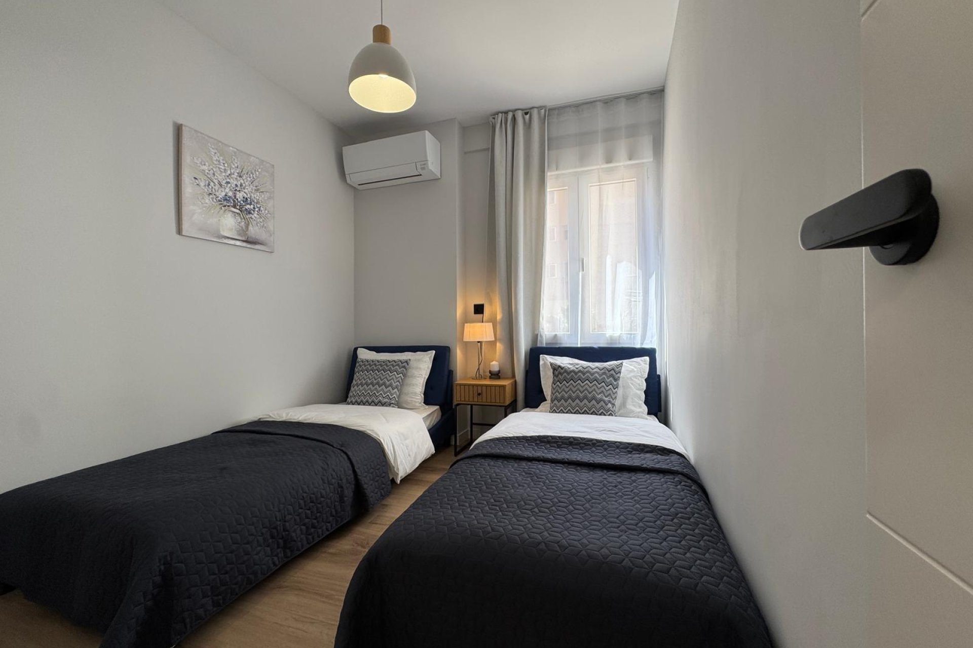 Revânzare - Apartament -
Torrevieja - Playa del Cura