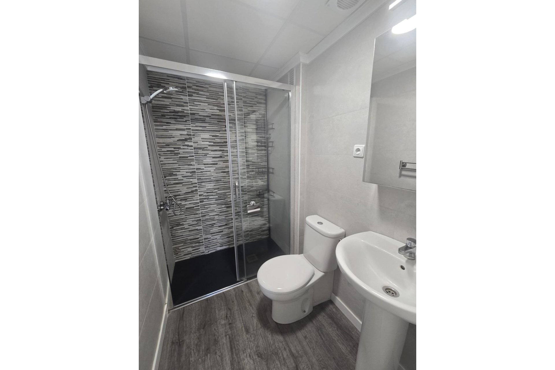 Revânzare - Apartament -
Torrevieja - Playa del Cura