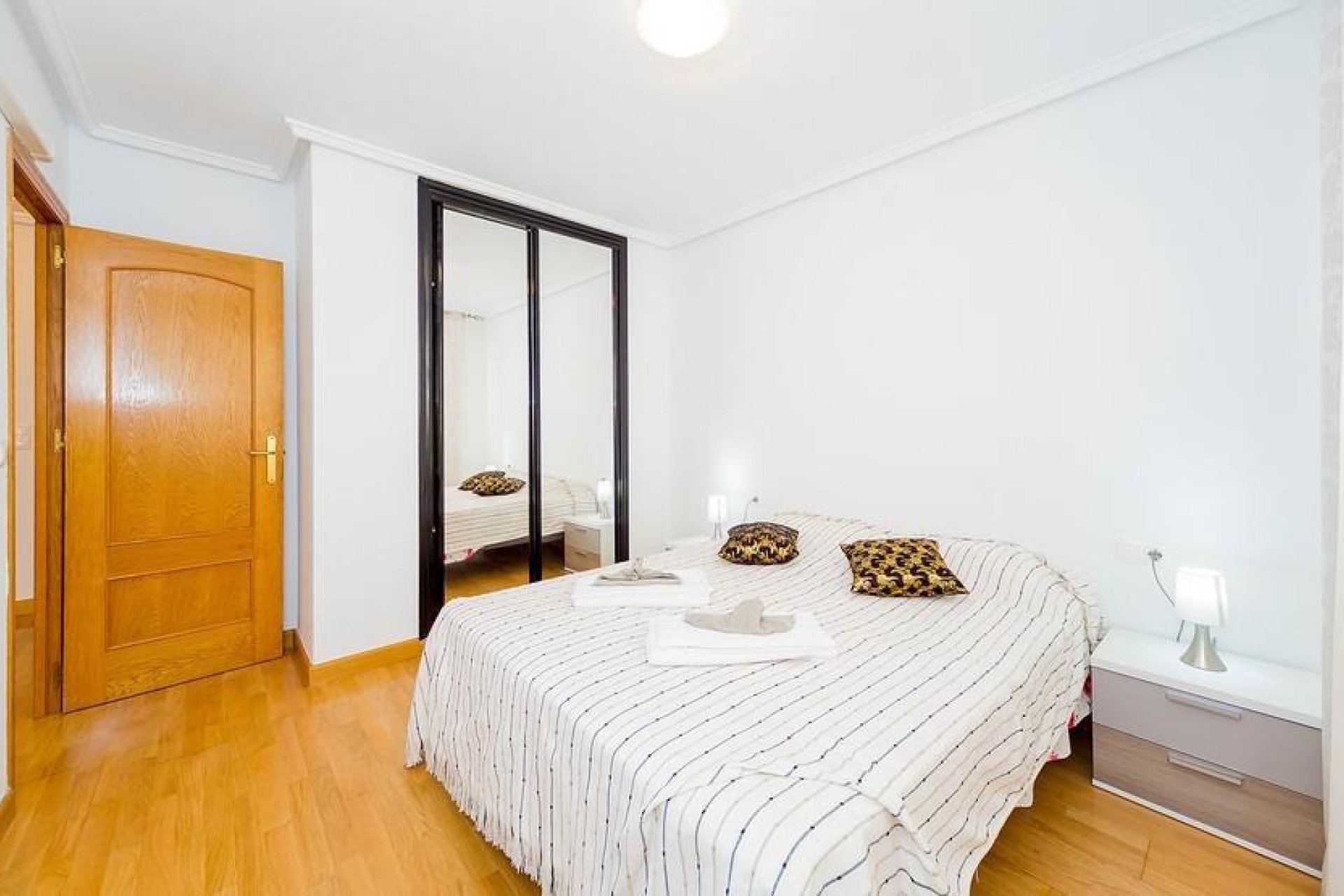 Revânzare - Apartament -
Torrevieja - Playa del Cura
