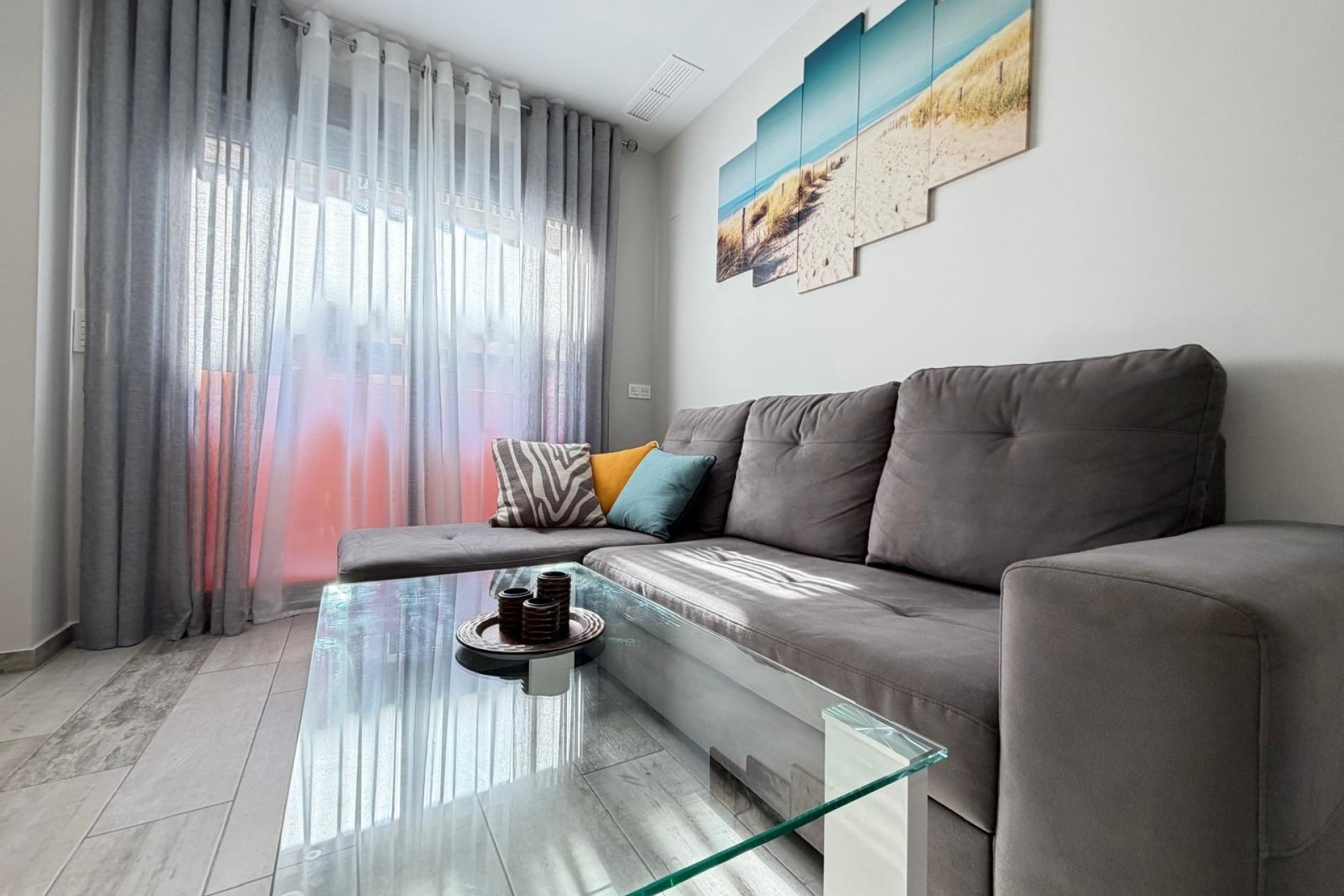 Revânzare - Apartament -
Torrevieja - Playa del Cura