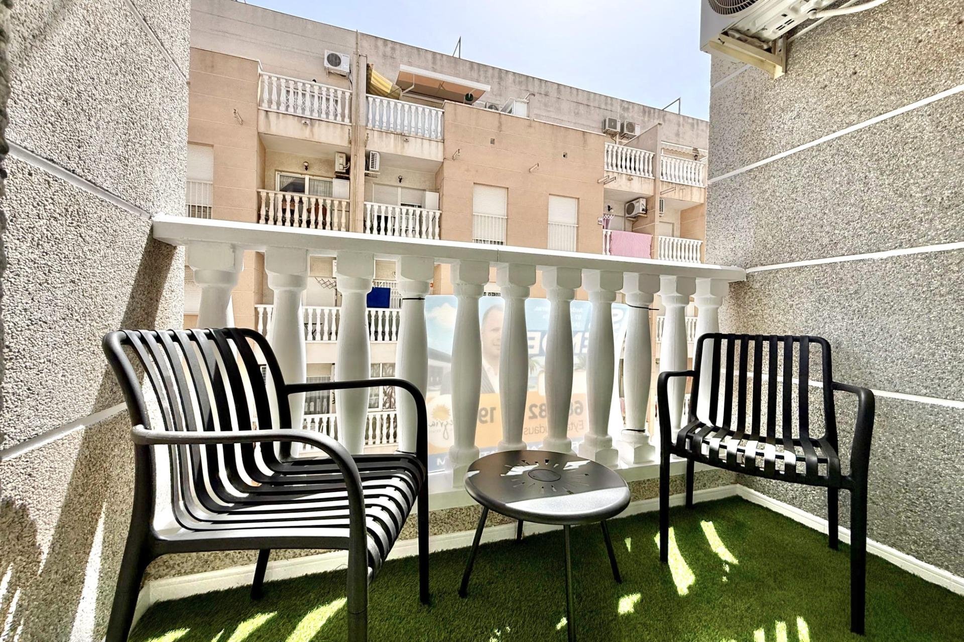 Revânzare - Apartament -
Torrevieja - Playa del Cura