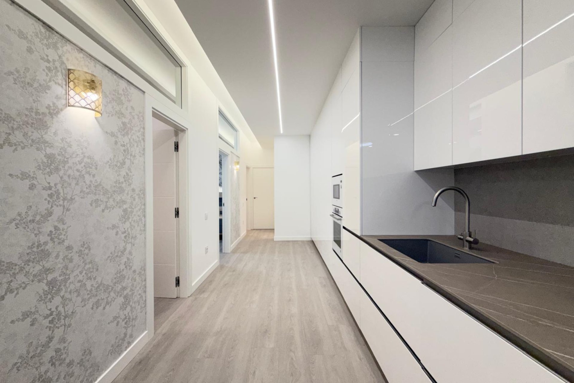 Revânzare - Apartament -
Torrevieja - Playa del Cura