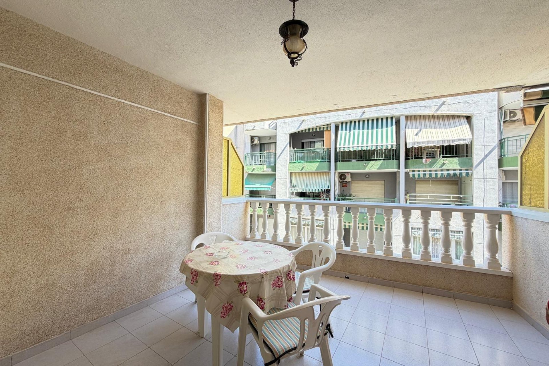 Revânzare - Apartament -
Torrevieja - Playa del Cura