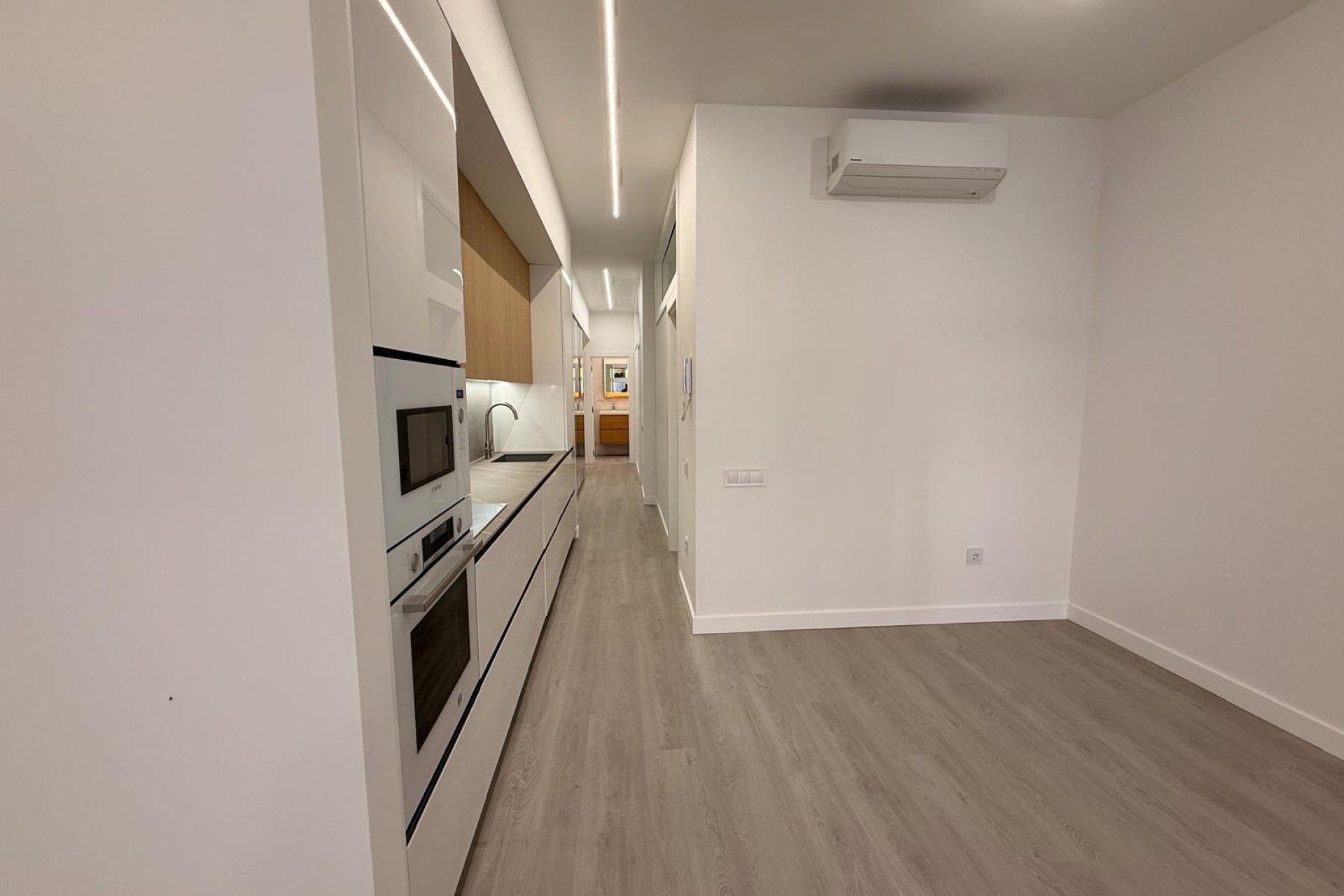Revânzare - Apartament -
Torrevieja - Playa del Cura