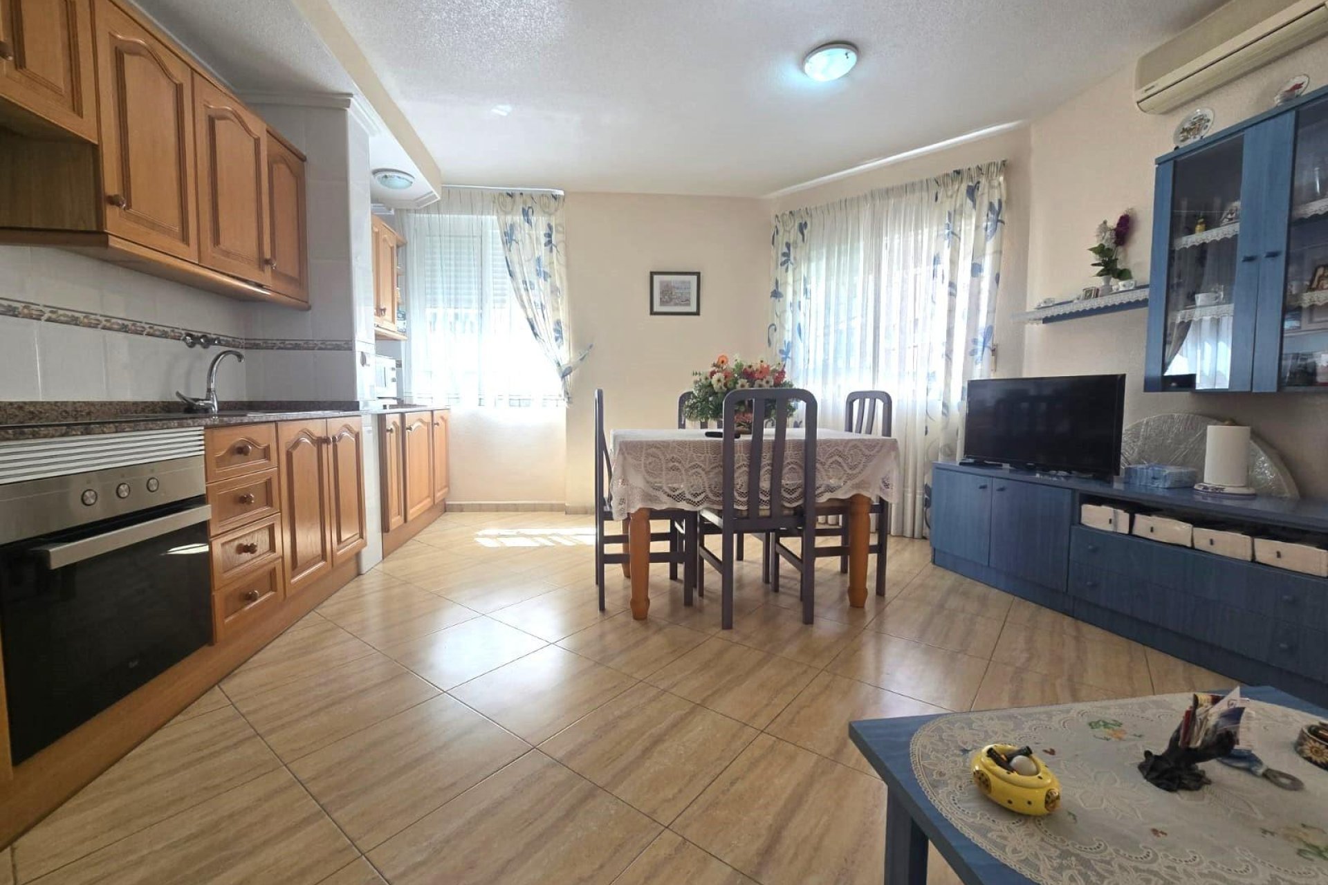 Revânzare - Apartament -
Torrevieja - Playa del Cura