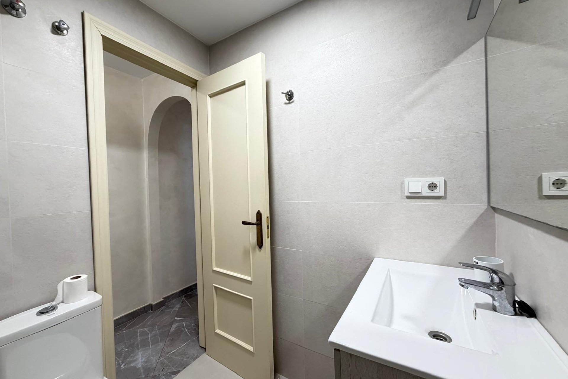 Revânzare - Apartament -
Torrevieja - Playa del Cura