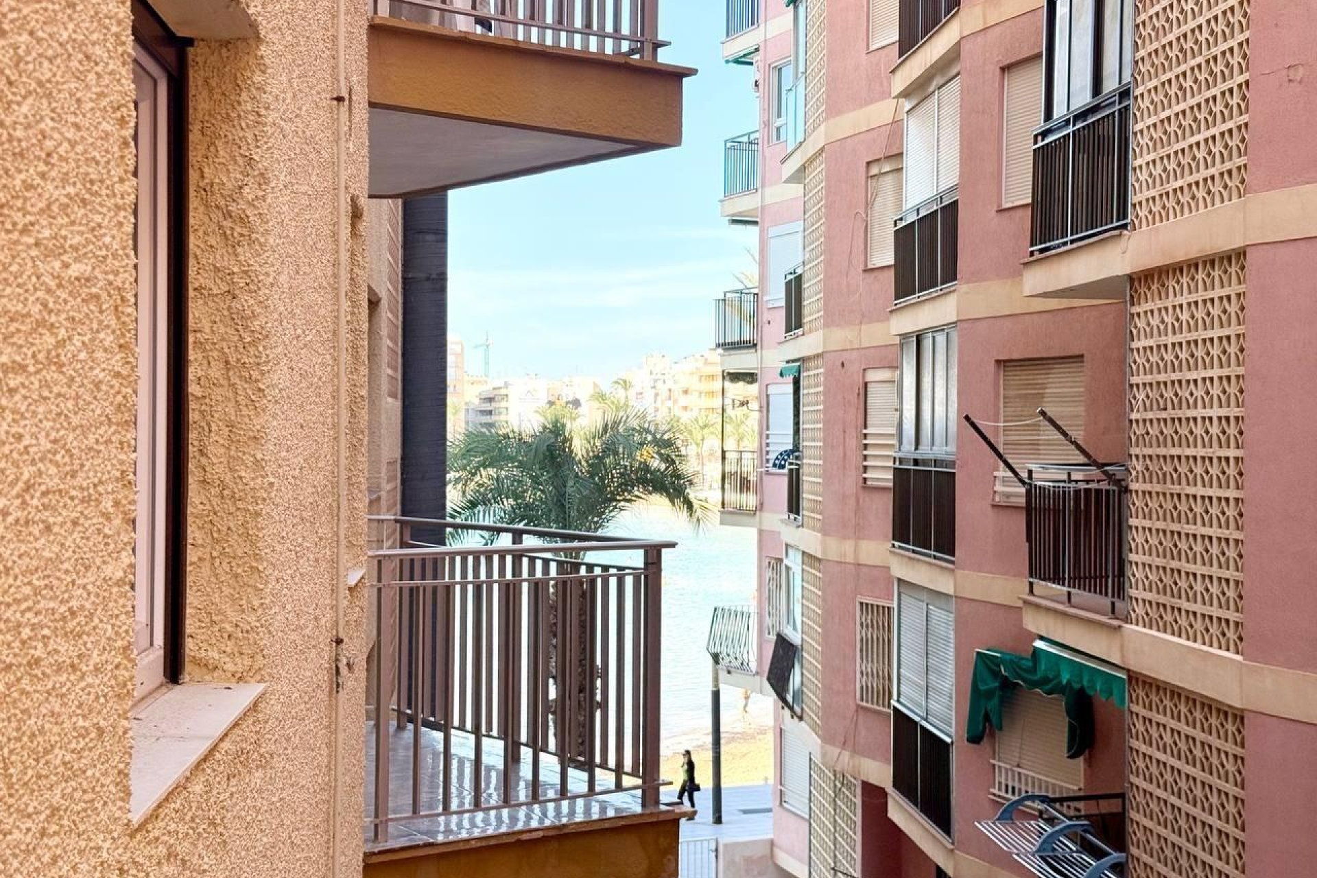 Revânzare - Apartament -
Torrevieja - Playa del Cura
