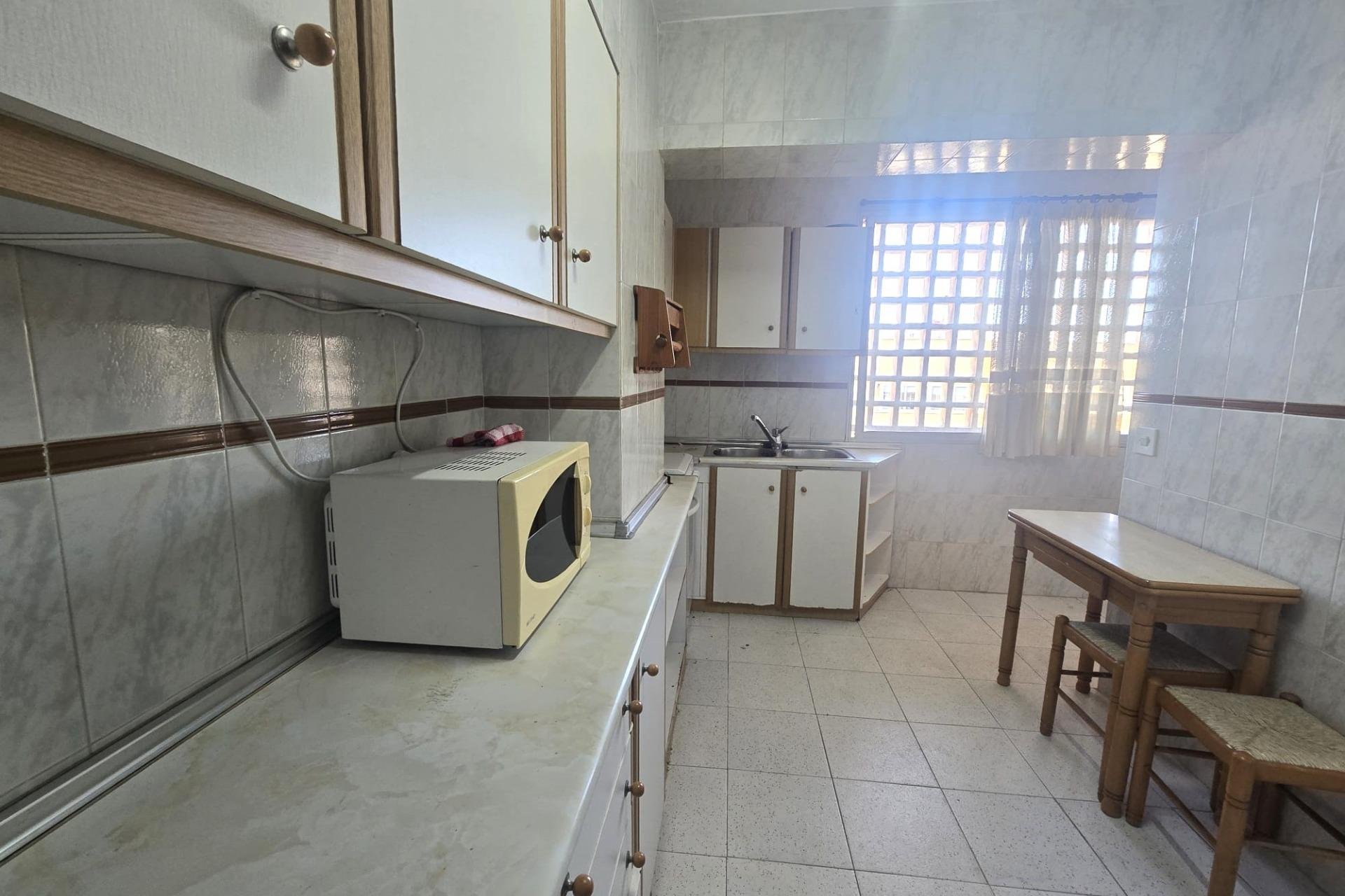 Revânzare - Apartament -
Torrevieja - Puerto Deportivo Marina Salinas