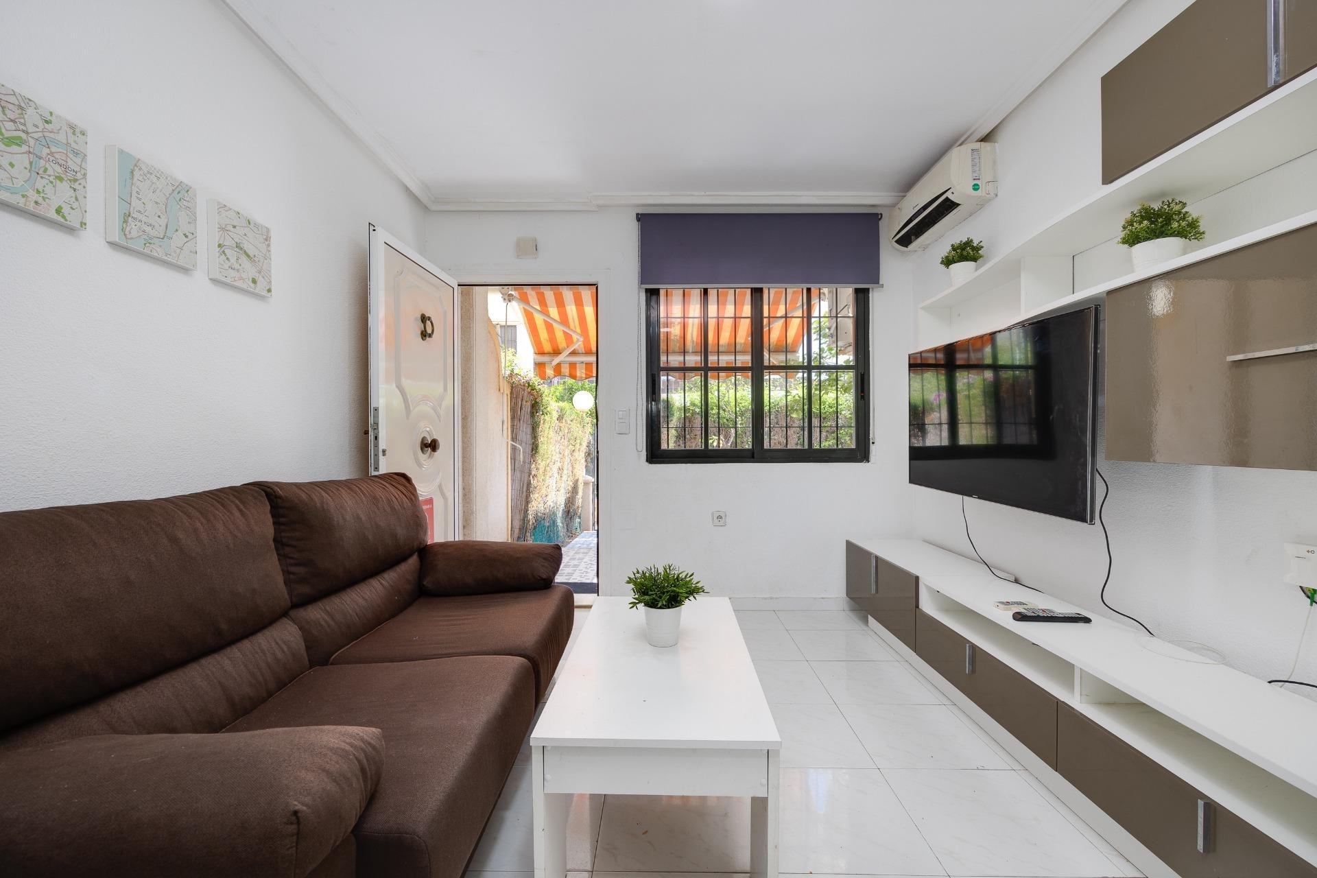 Revânzare - Apartament -
Torrevieja - Punta Prima