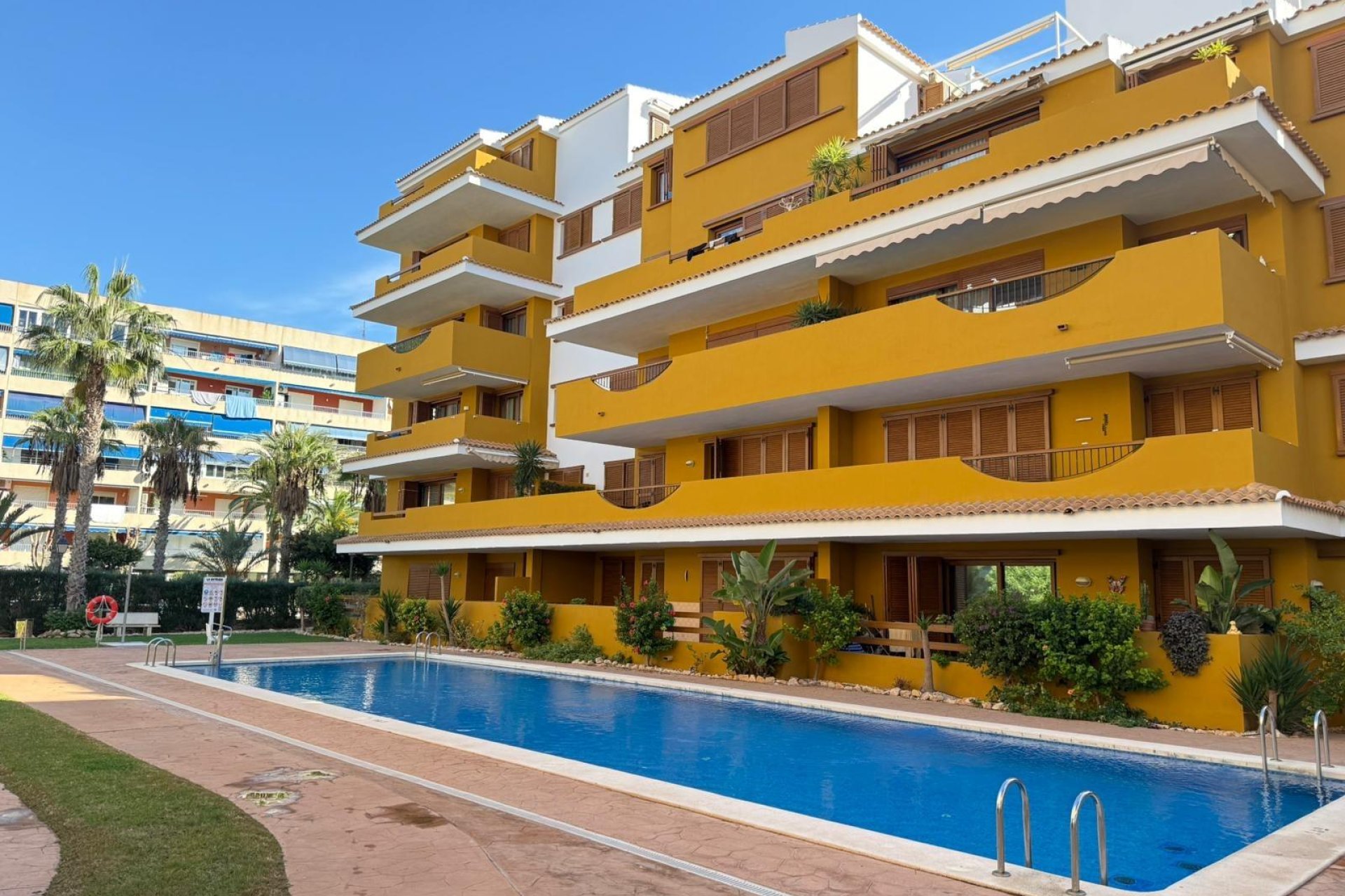 Revânzare - Apartament -
Torrevieja - Punta Prima
