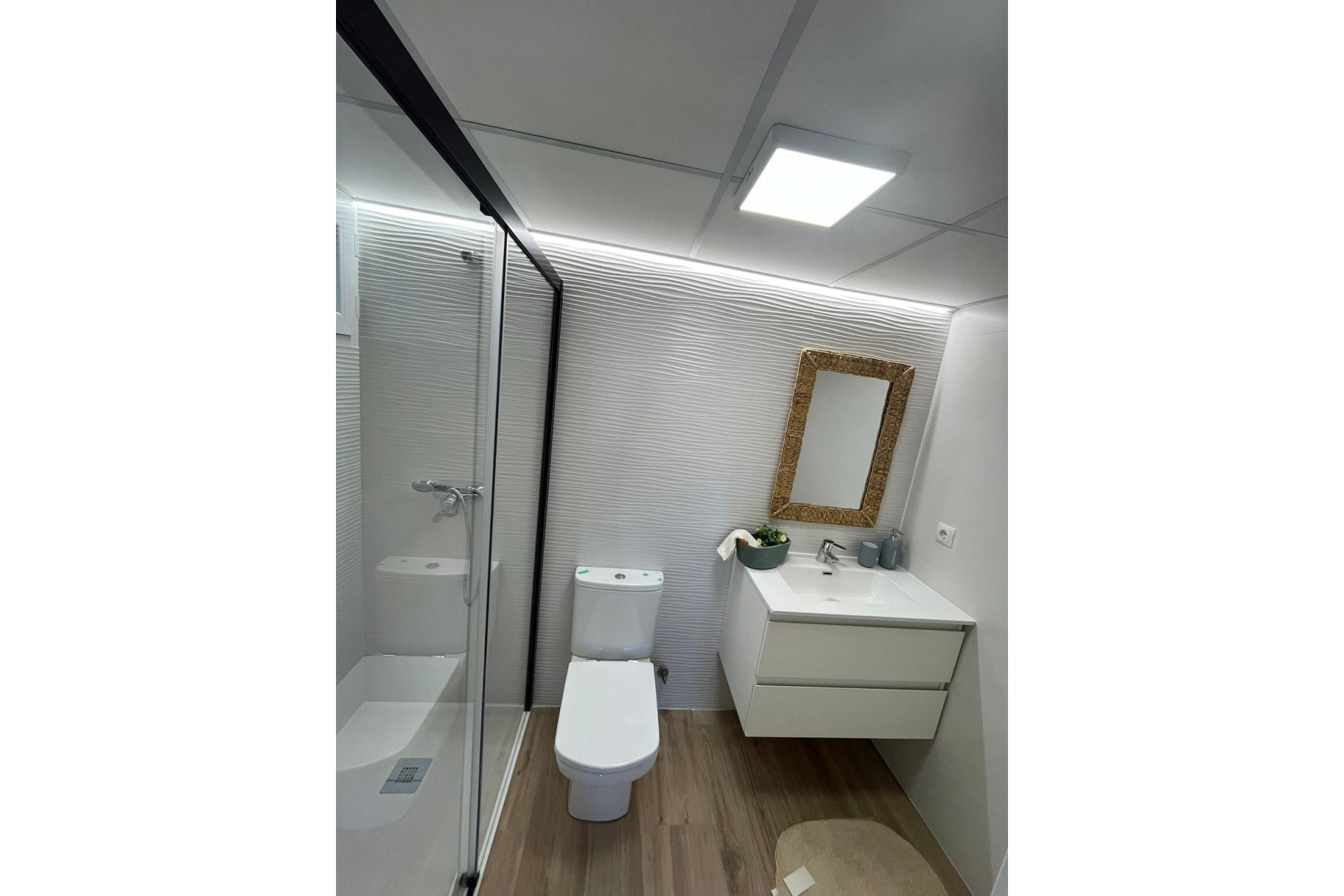 Revânzare - Apartament -
Torrevieja - Punta Prima