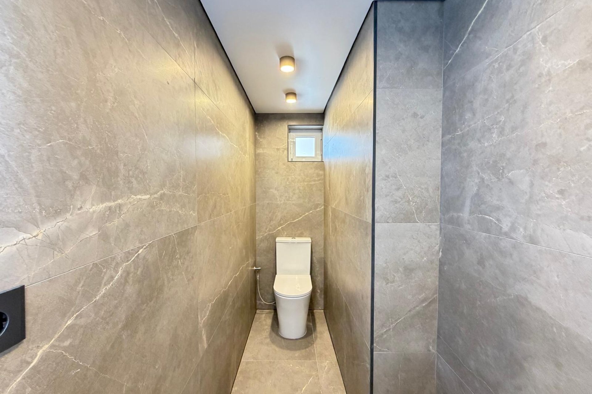 Revânzare - Apartament -
Torrevieja - Punta Prima