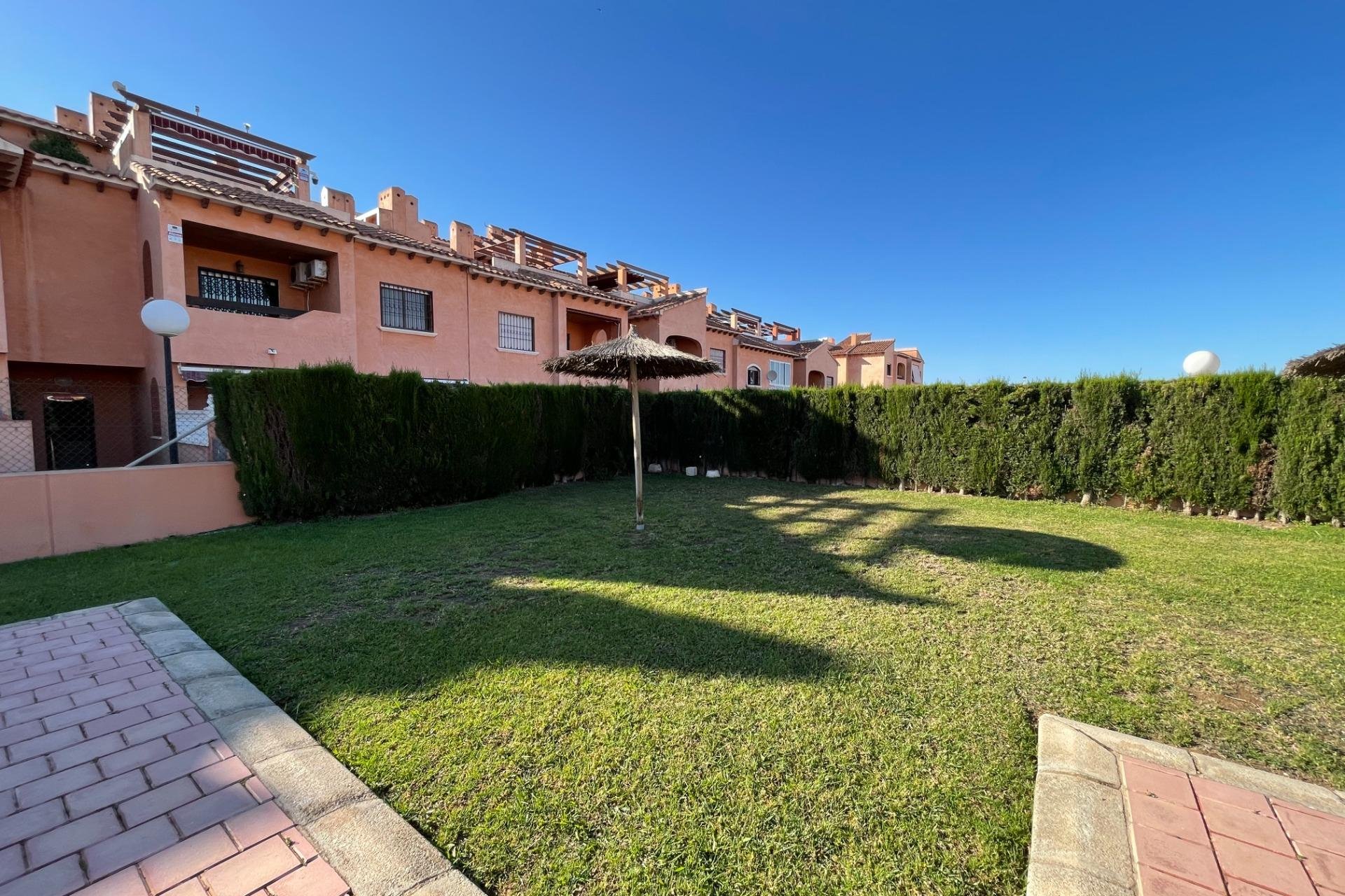 Revânzare - Apartament -
Torrevieja - Rosaleda-los Frutales