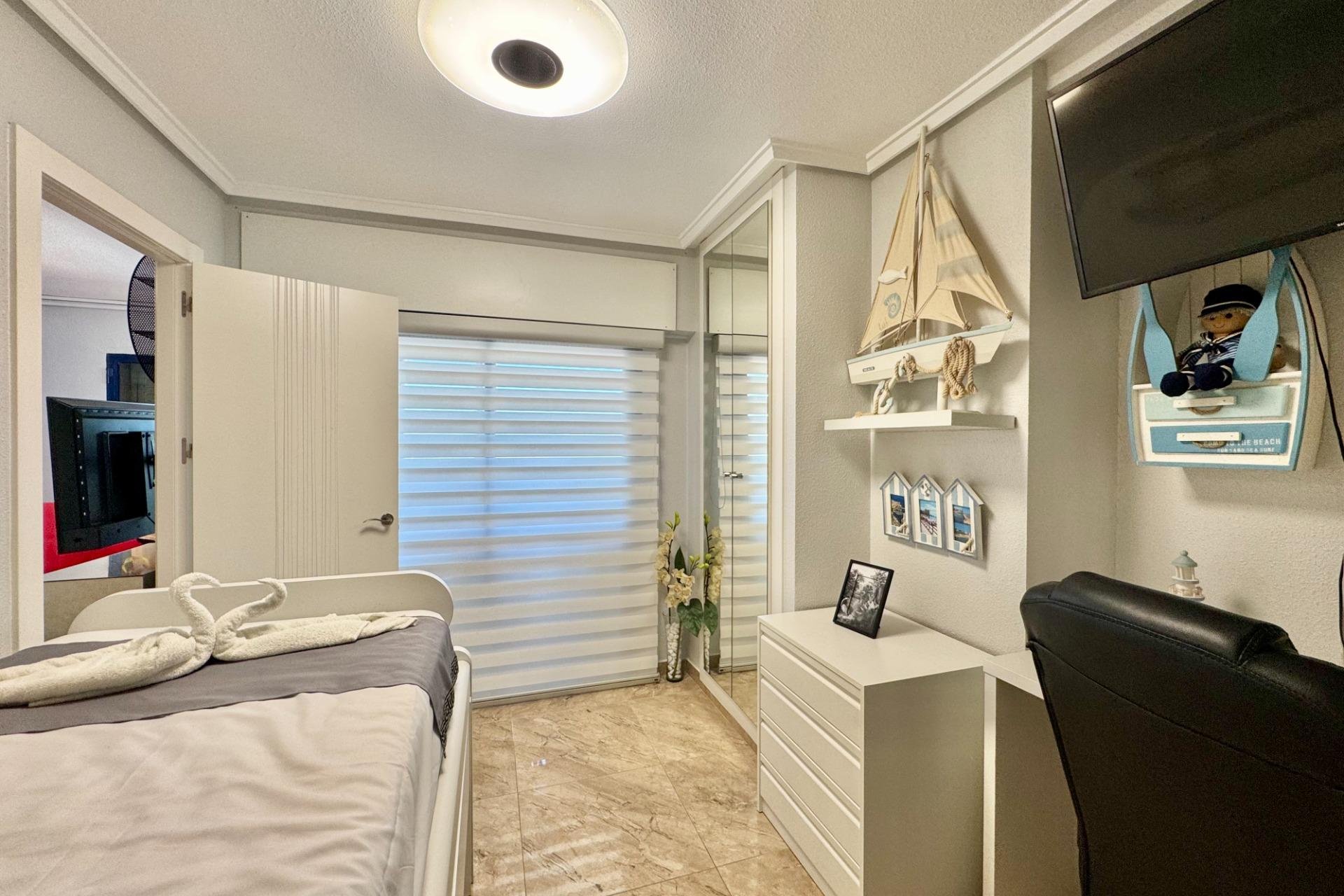 Revânzare - Apartament -
Torrevieja - Torre La Mata