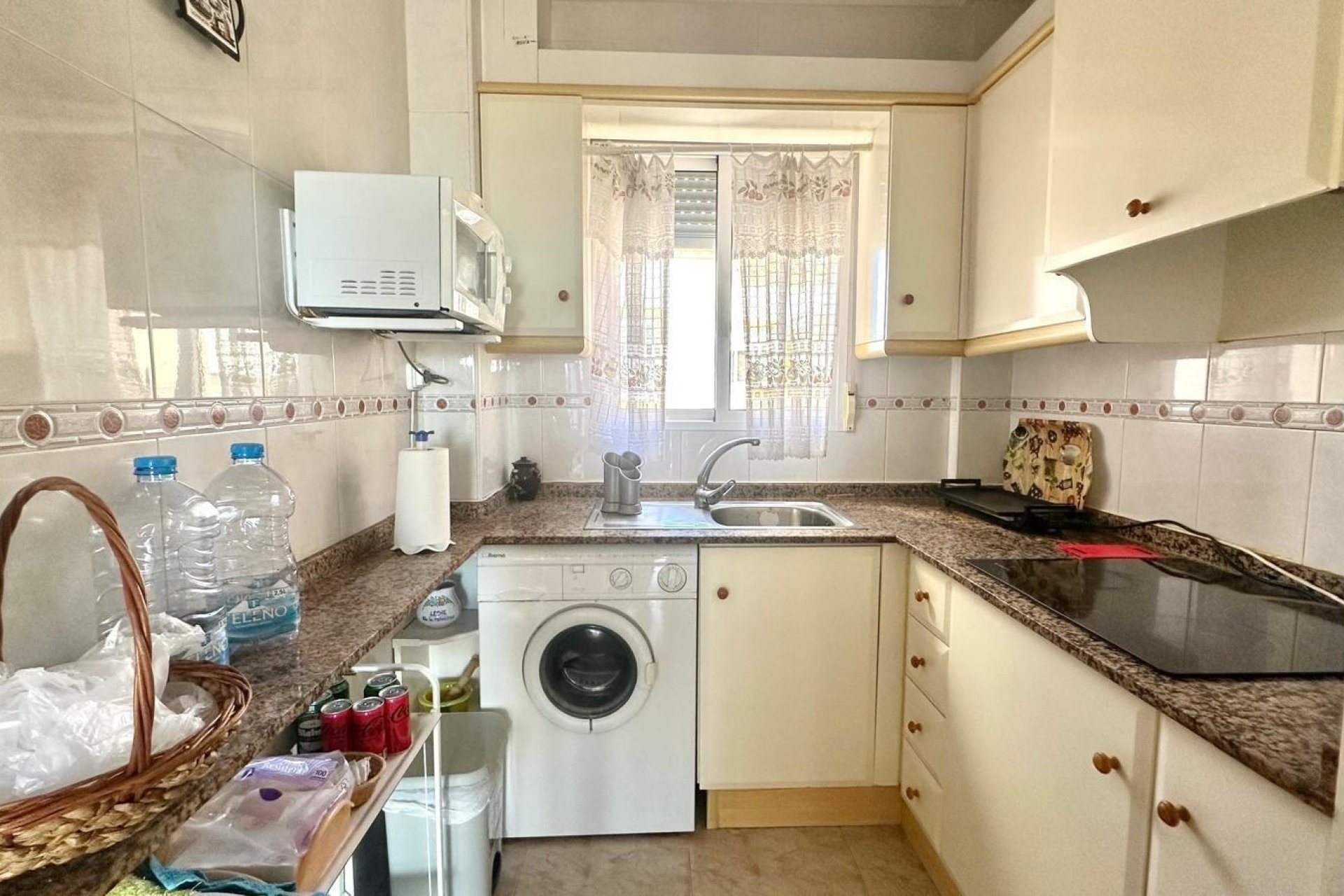 Revânzare - Apartament -
Torrevieja - Torreblanca