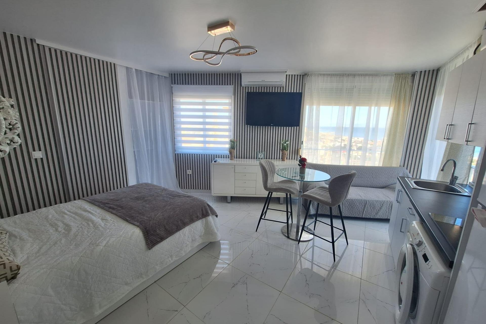 Revânzare - Apartament -
Torrevieja - Torrejón