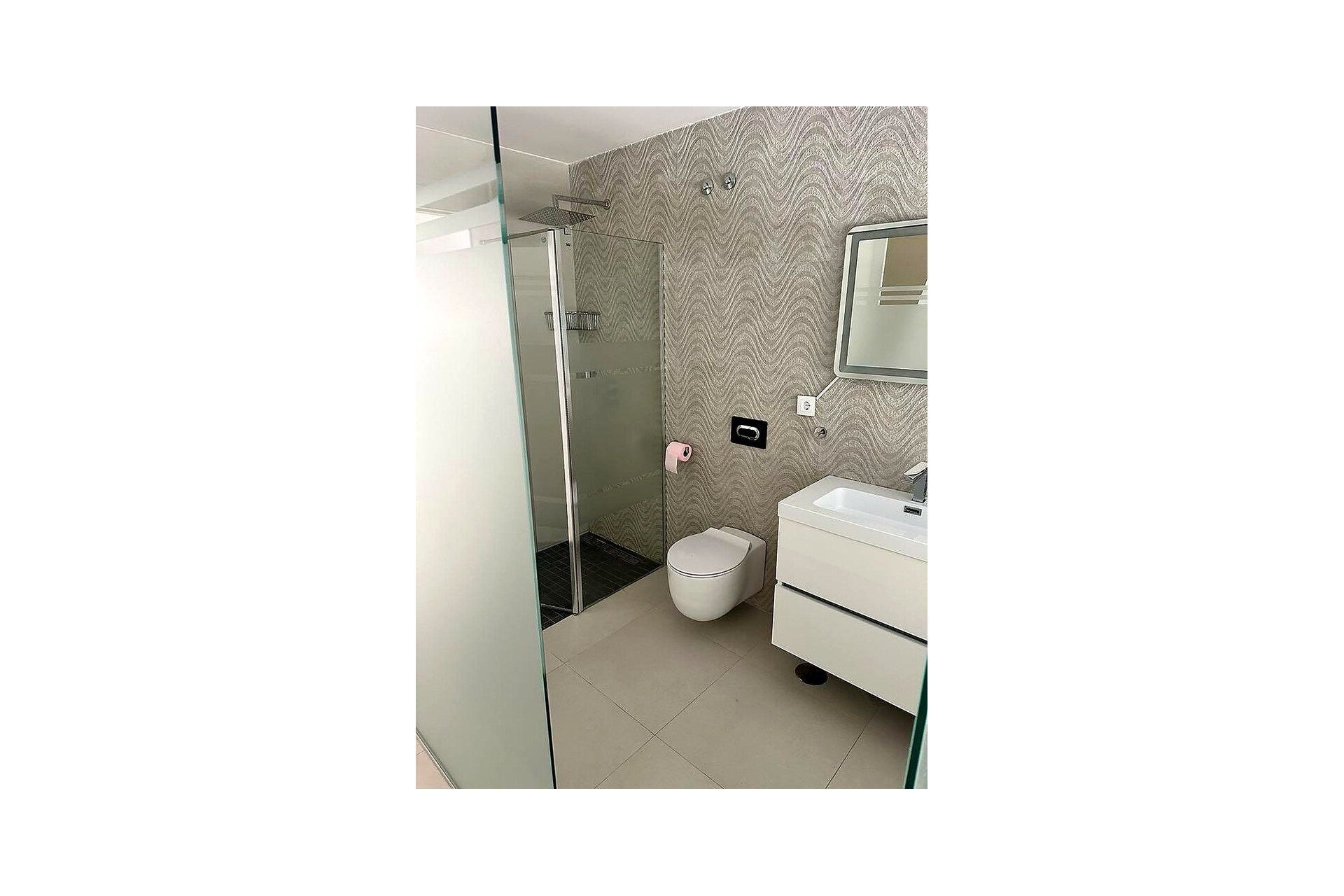 Revânzare - Apartament -
Torrevieja - Torreta Florida