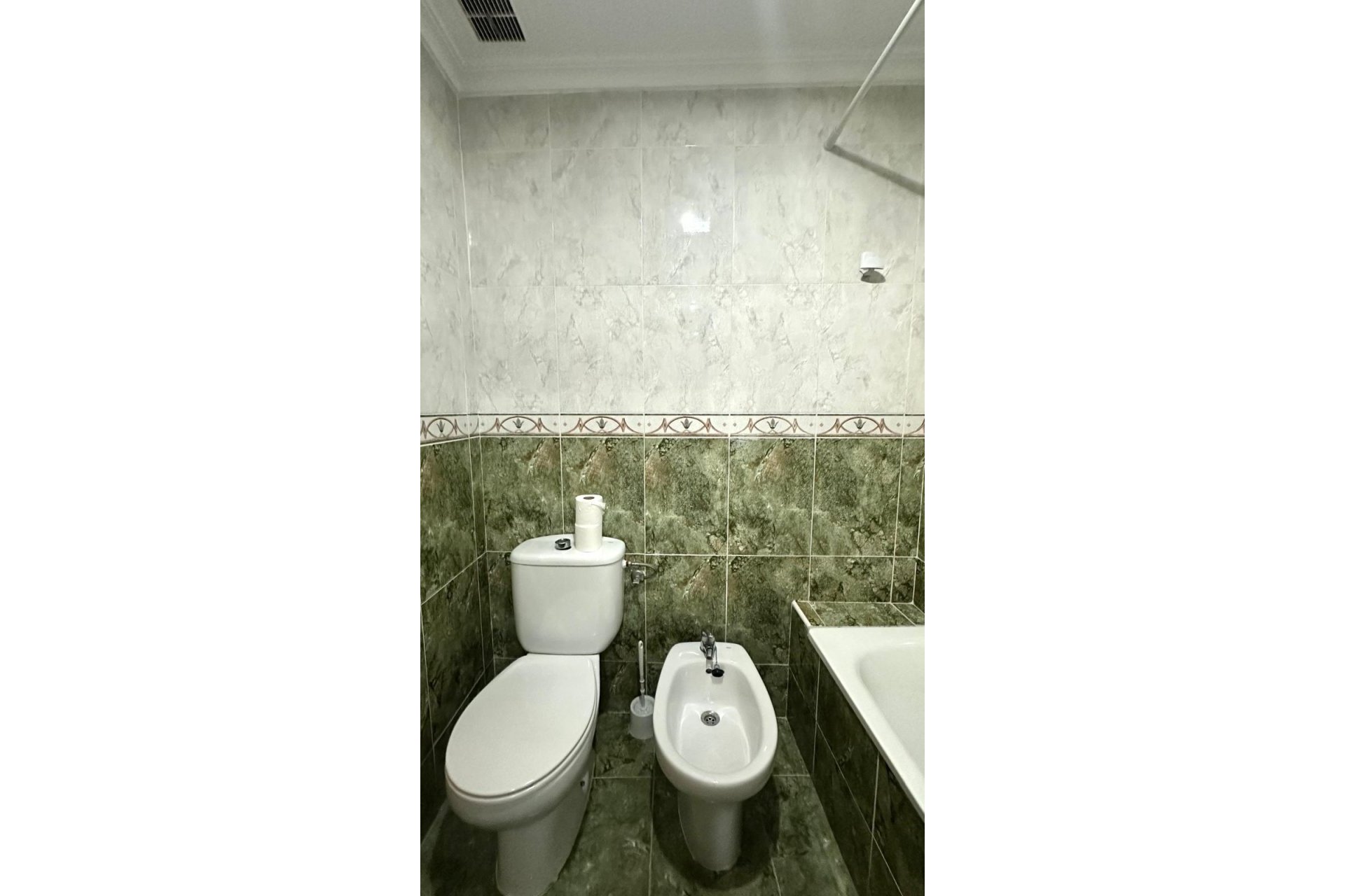 Revânzare - Apartament -
Torrevieja