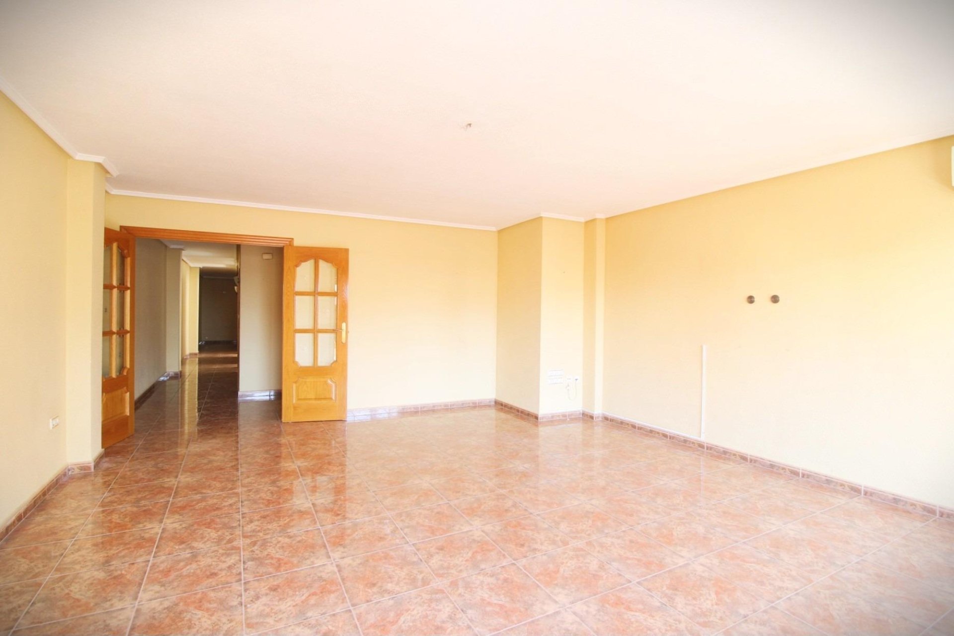 Revânzare - Apartament -
Torrevieja