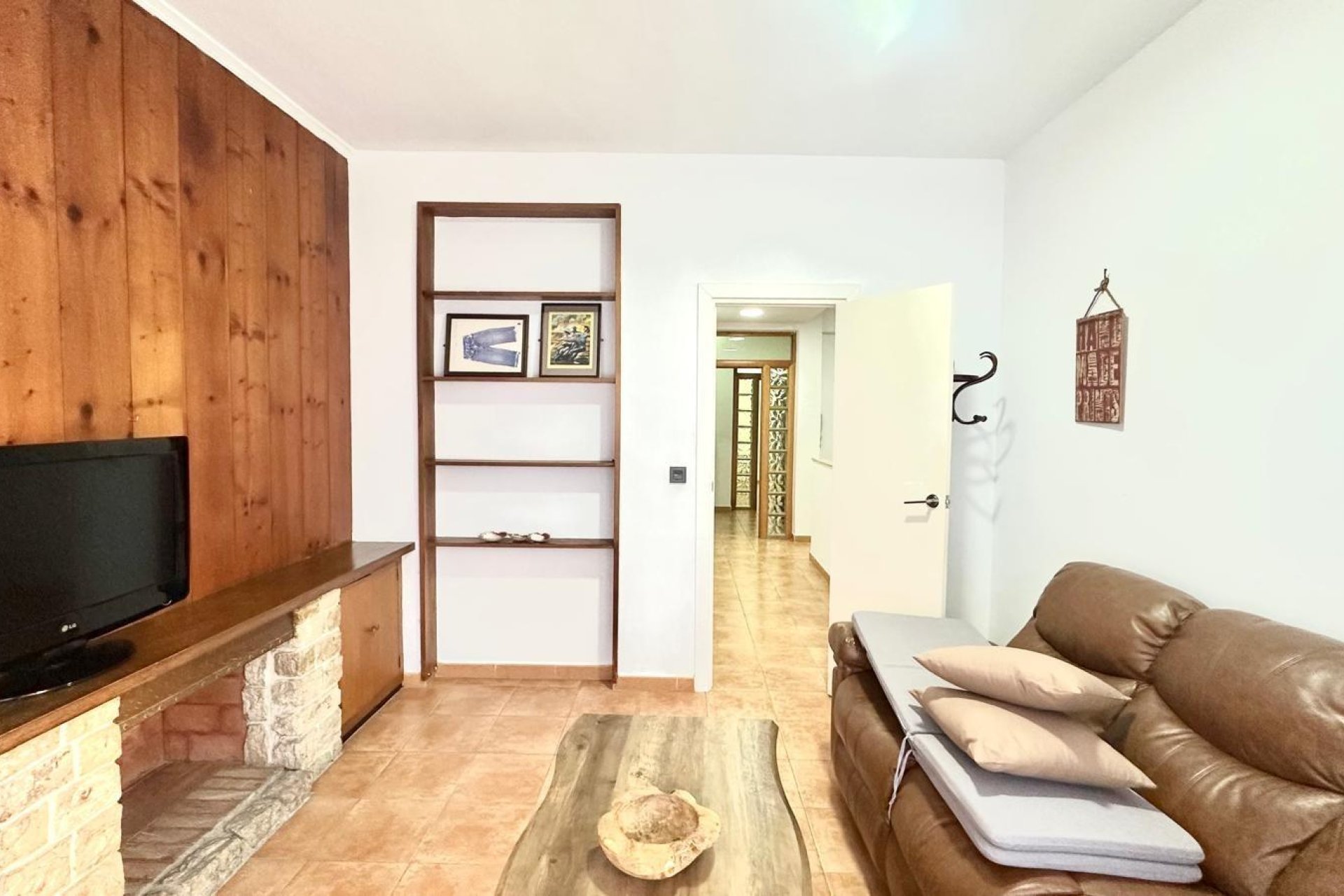 Revânzare - Apartament -
Torrevieja