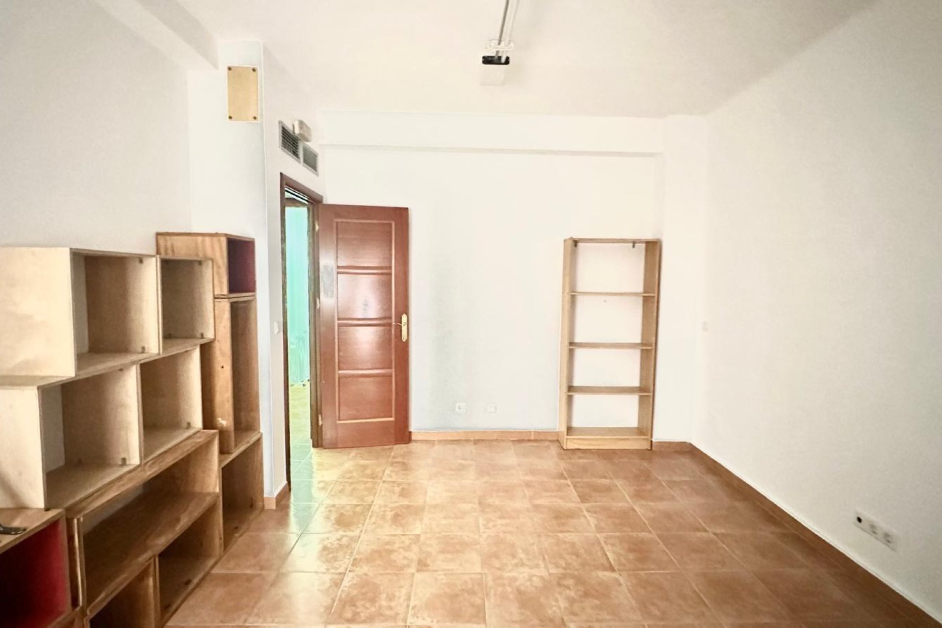 Revânzare - Apartament -
Torrevieja