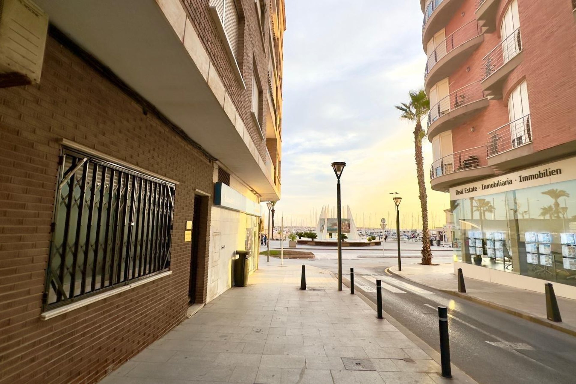 Revânzare - Apartament -
Torrevieja