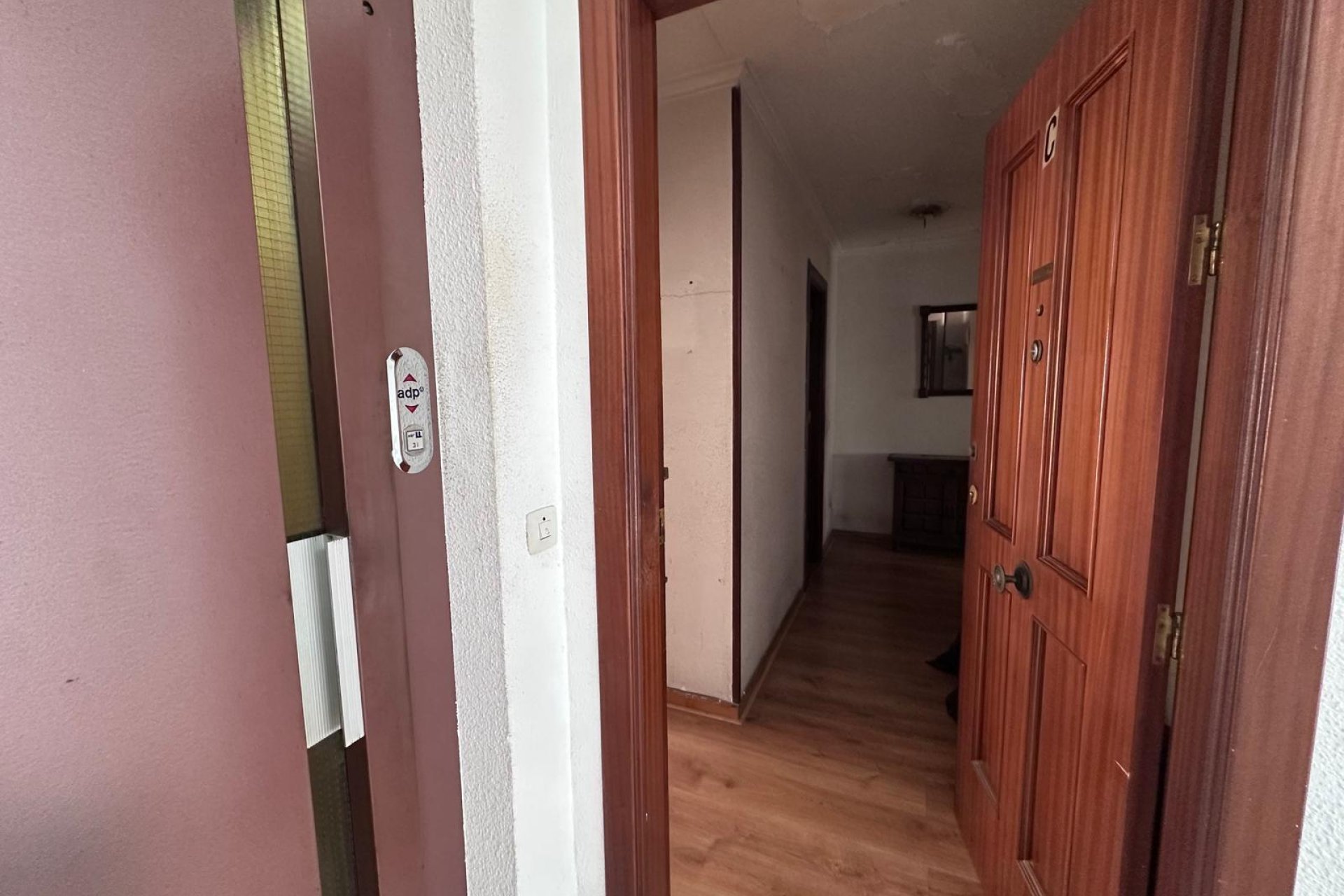 Revânzare - Apartament -
Torrevieja