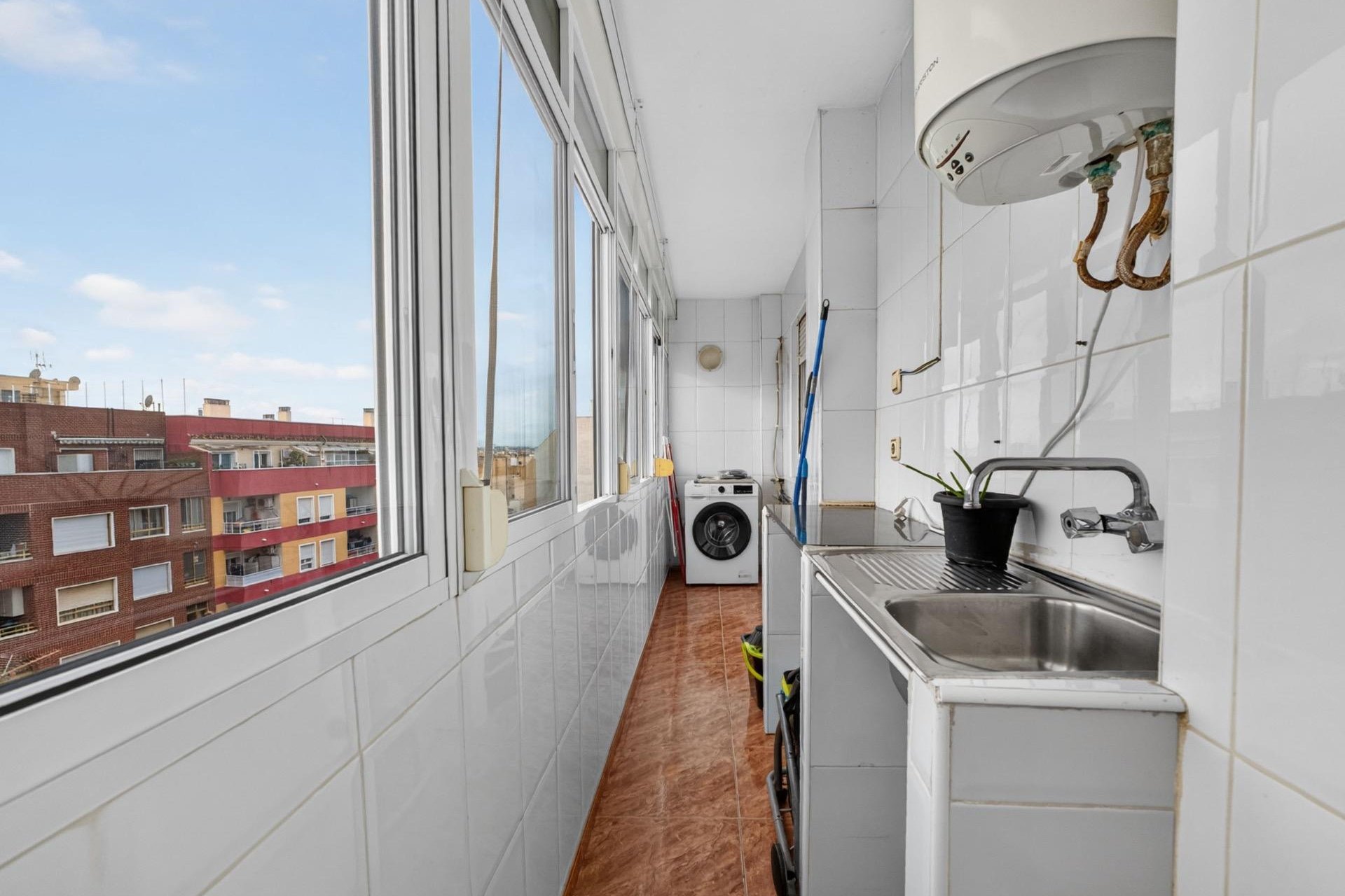 Revânzare - Apartament -
Torrevieja