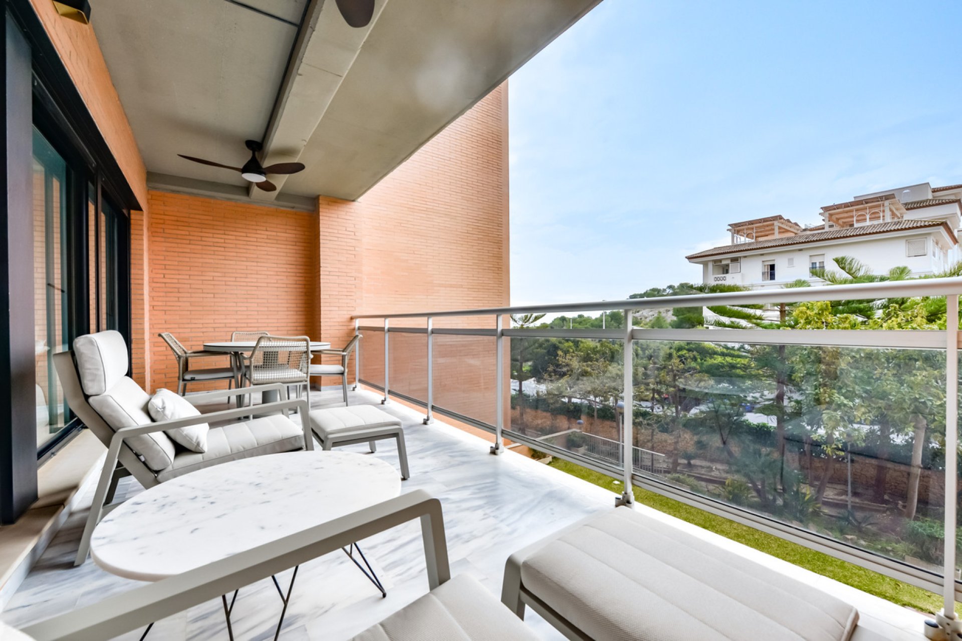 Revânzare - Apartament -
Villajoyosa - La Cala