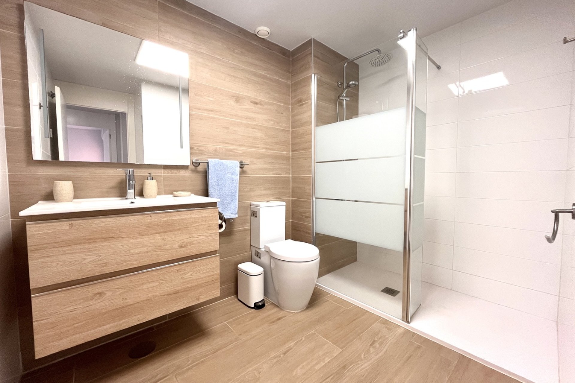 Revânzare - Apartament -
Villamartin - Costa Blanca