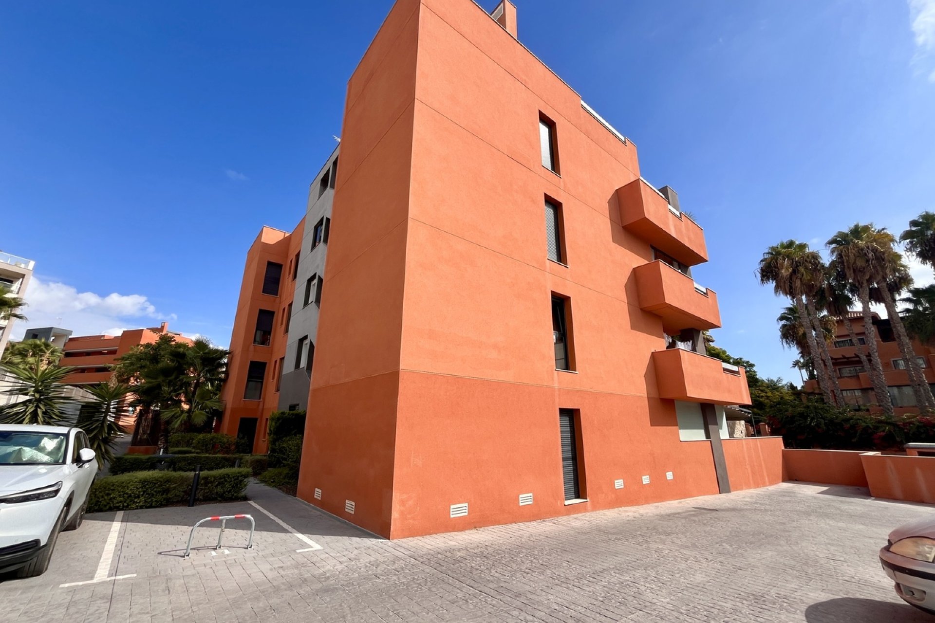 Revânzare - Apartament -
Villamartin - Costa Blanca