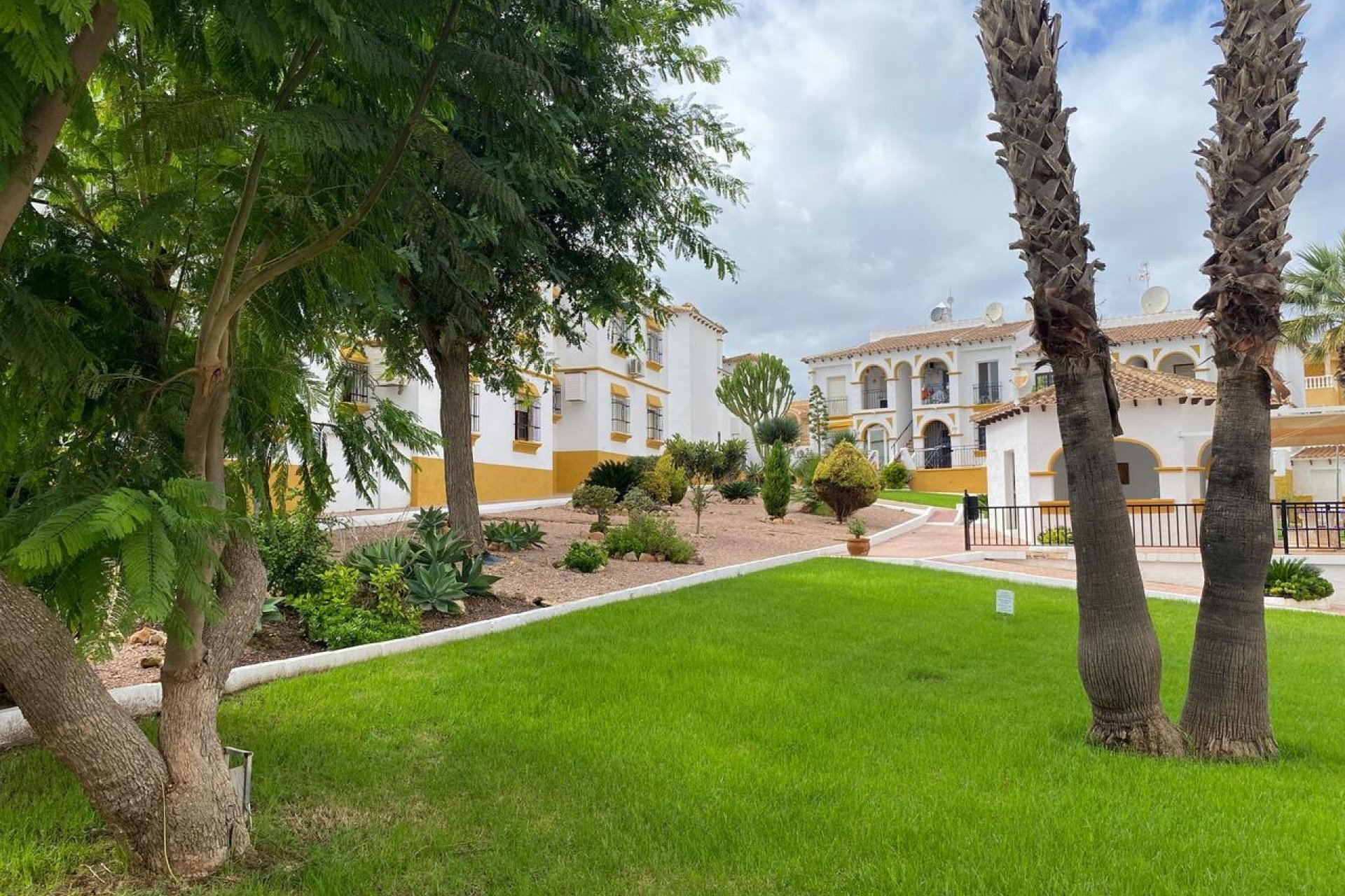 Revânzare - Apartament -
Villamartin - Costa Blanca