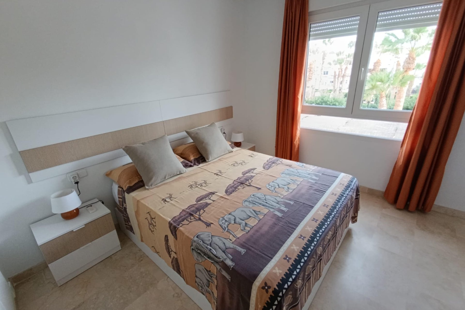 Revânzare - Apartament -
Villamartin - Costa Blanca