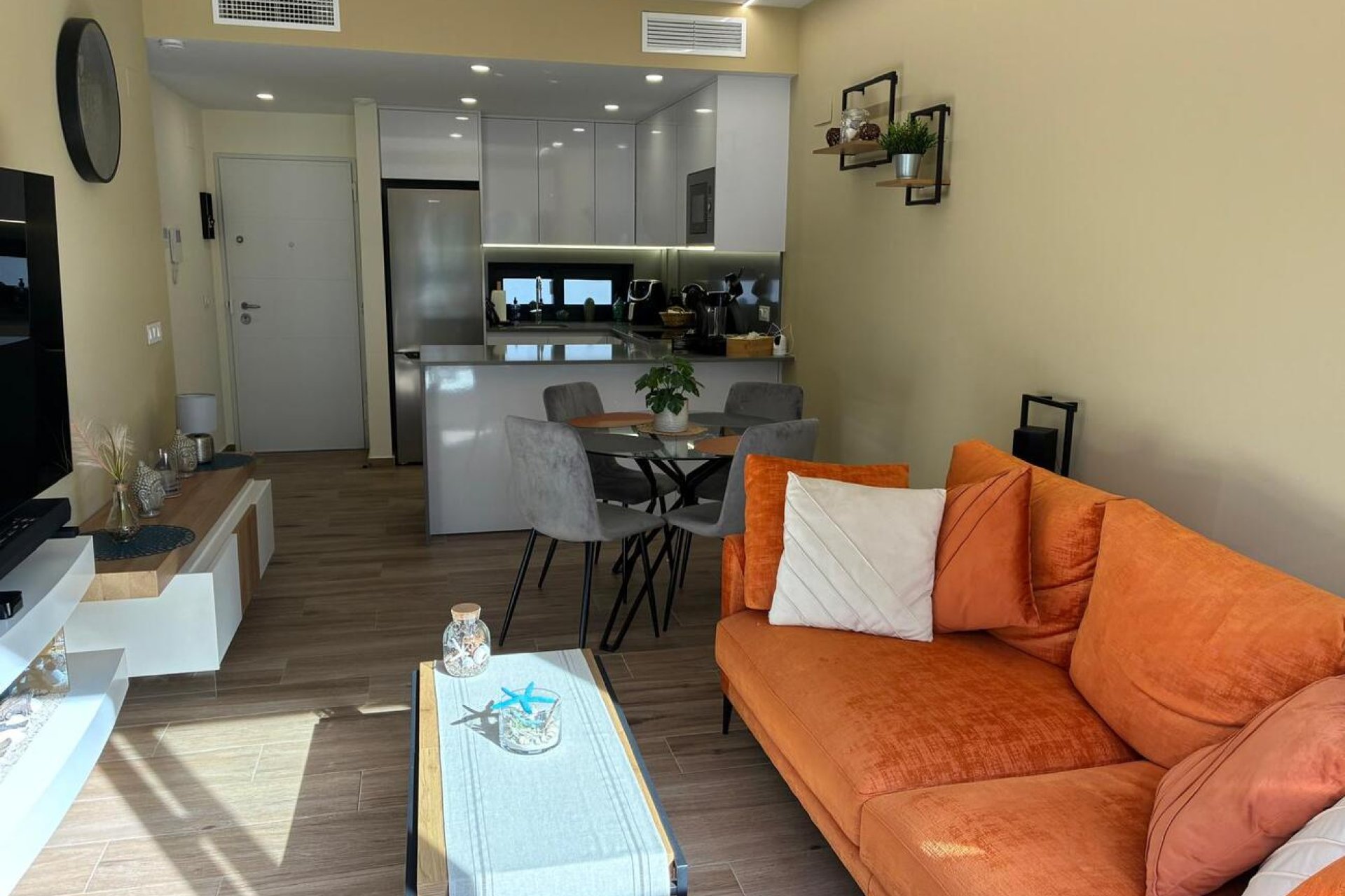 Revânzare - Apartament -
Villamartin - Costa Blanca